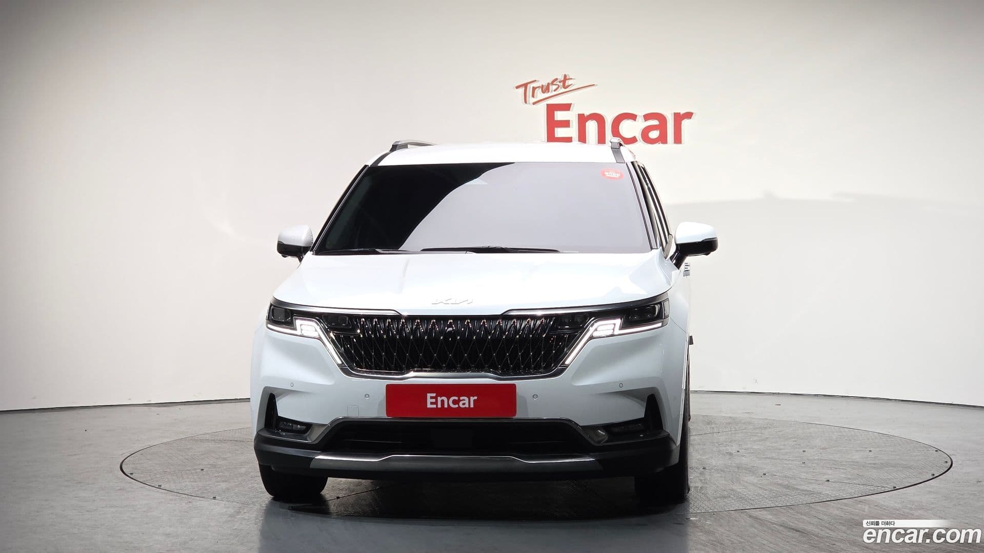 Main__Slider__Photo:Canival Kia 2023.8-2