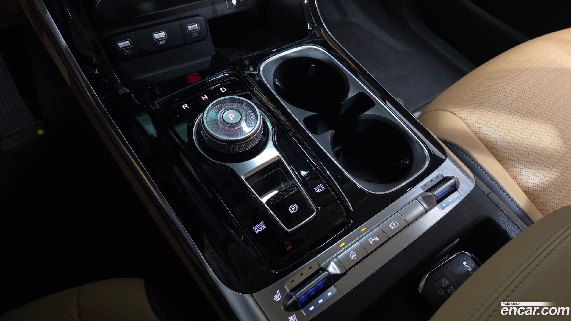 Main__Slider__Photo:Canival Kia 2023.8-8