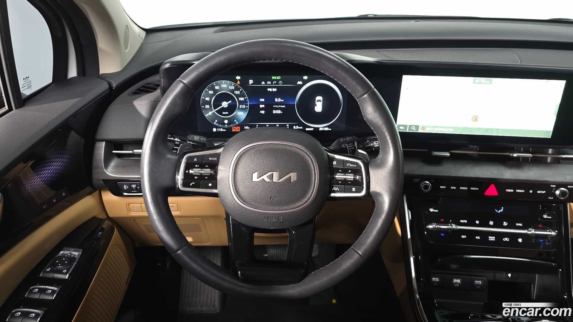 Canival Kia 2023.8-OPTION-017