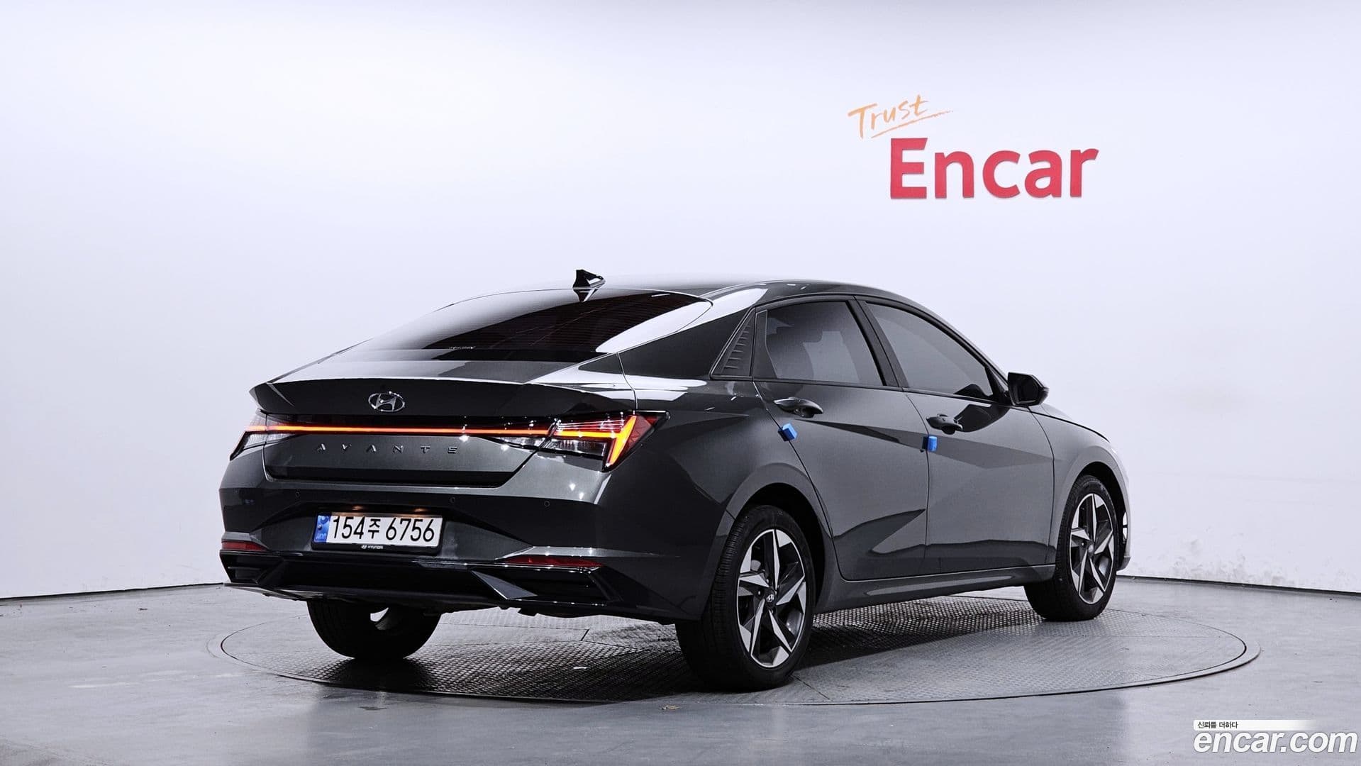 Main__Slider__Photo:AVANTE Hyundai 2022.3-1