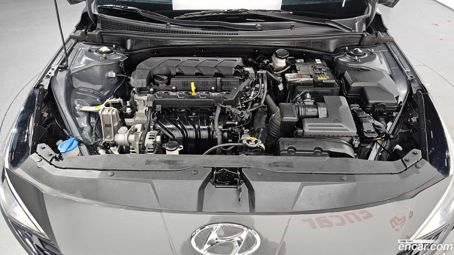 AVANTE Hyundai 2022.3-INNER-006