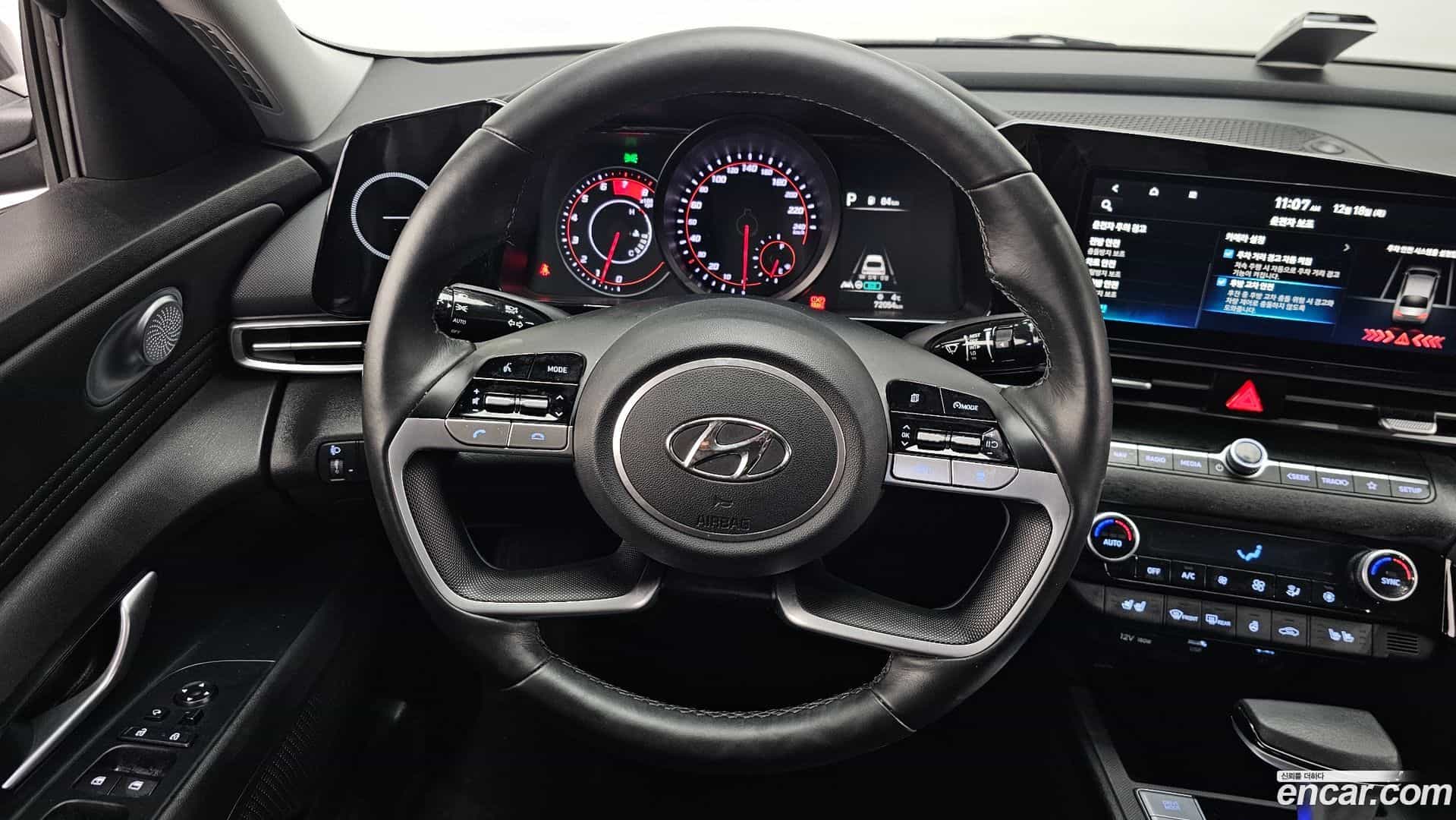 AVANTE Hyundai 2022.3-OPTION-017