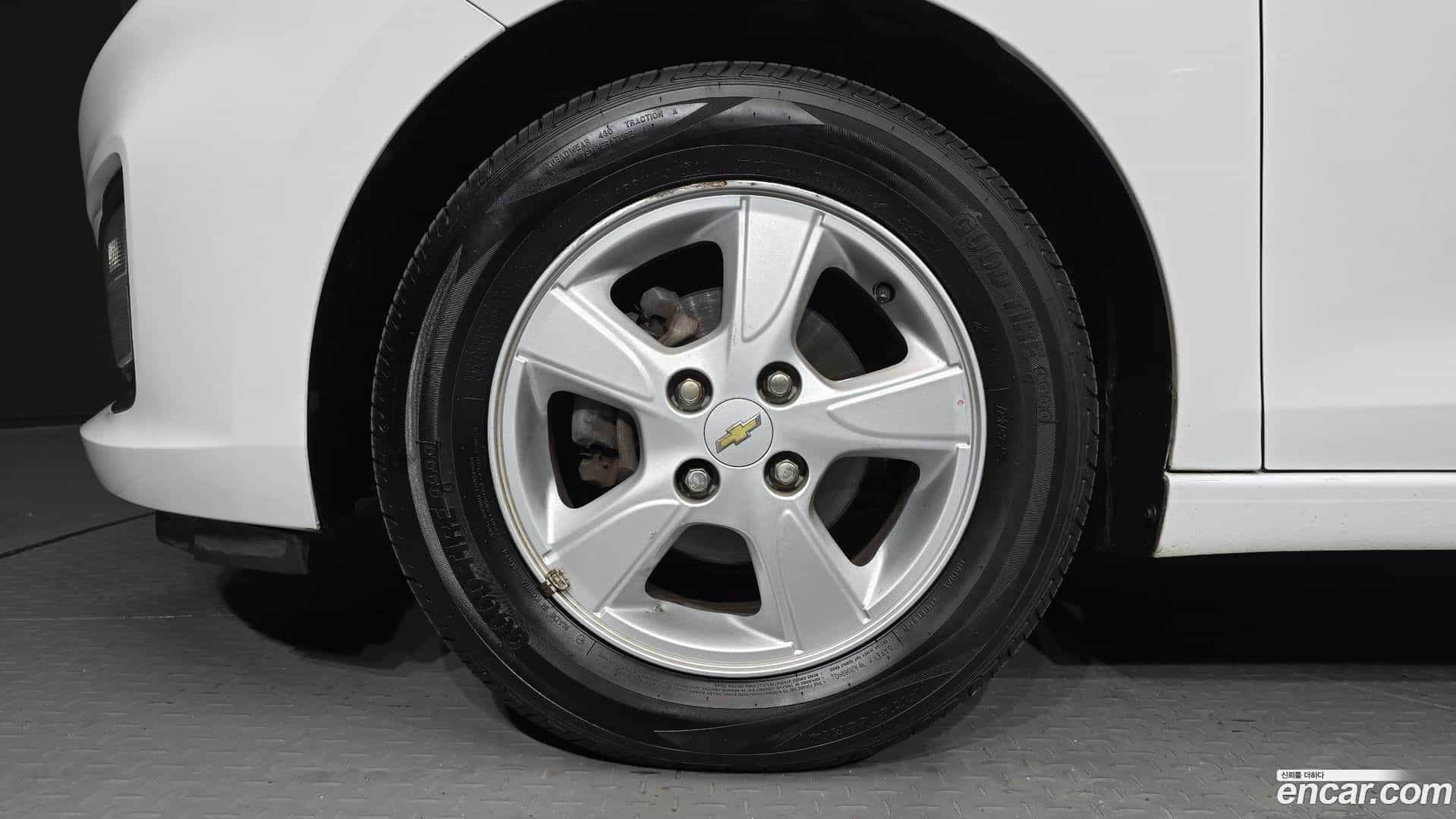 Spark Chevrolet 2018.5-OUTER-005