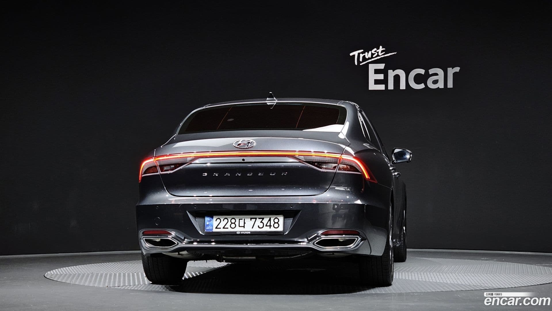 Main__Slider__Photo:Grandeur Hyundai 2021.3-3