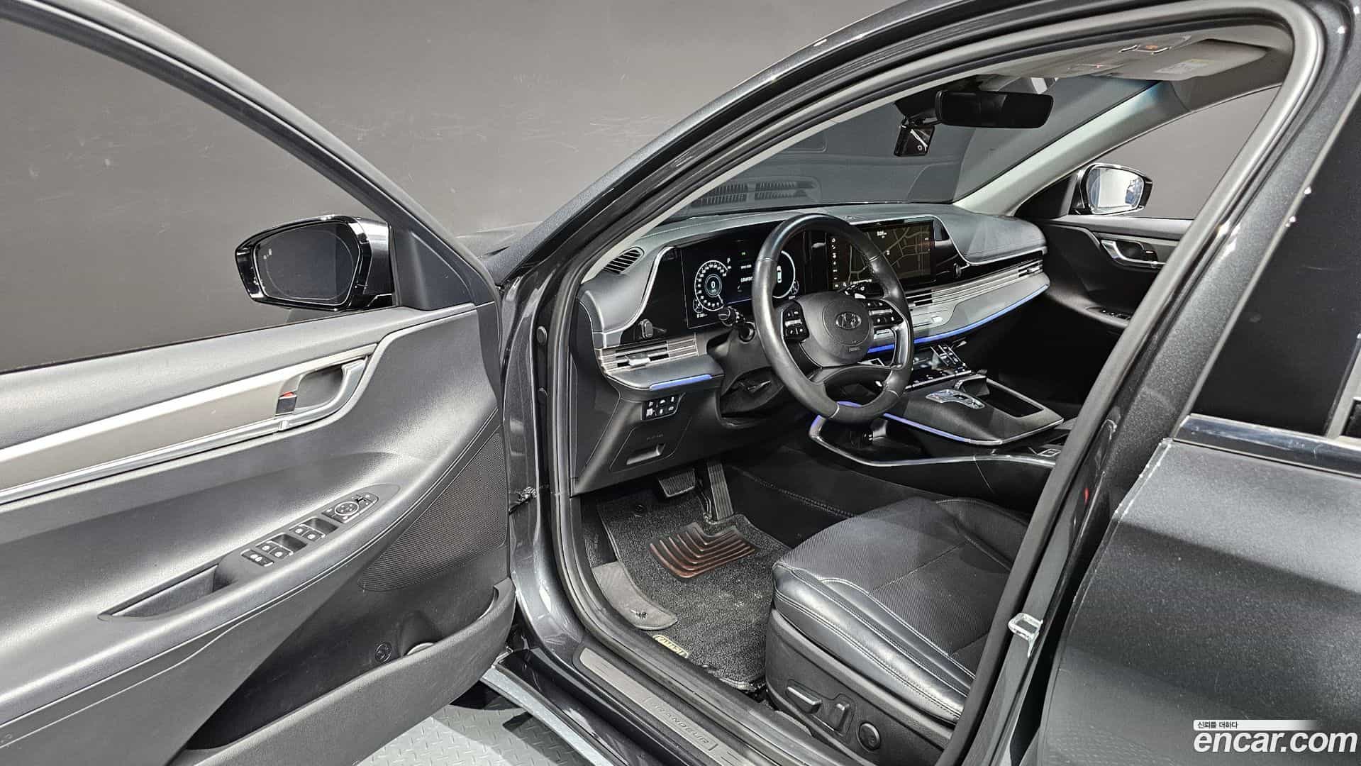 Grandeur Hyundai 2021.3-OPTION-015