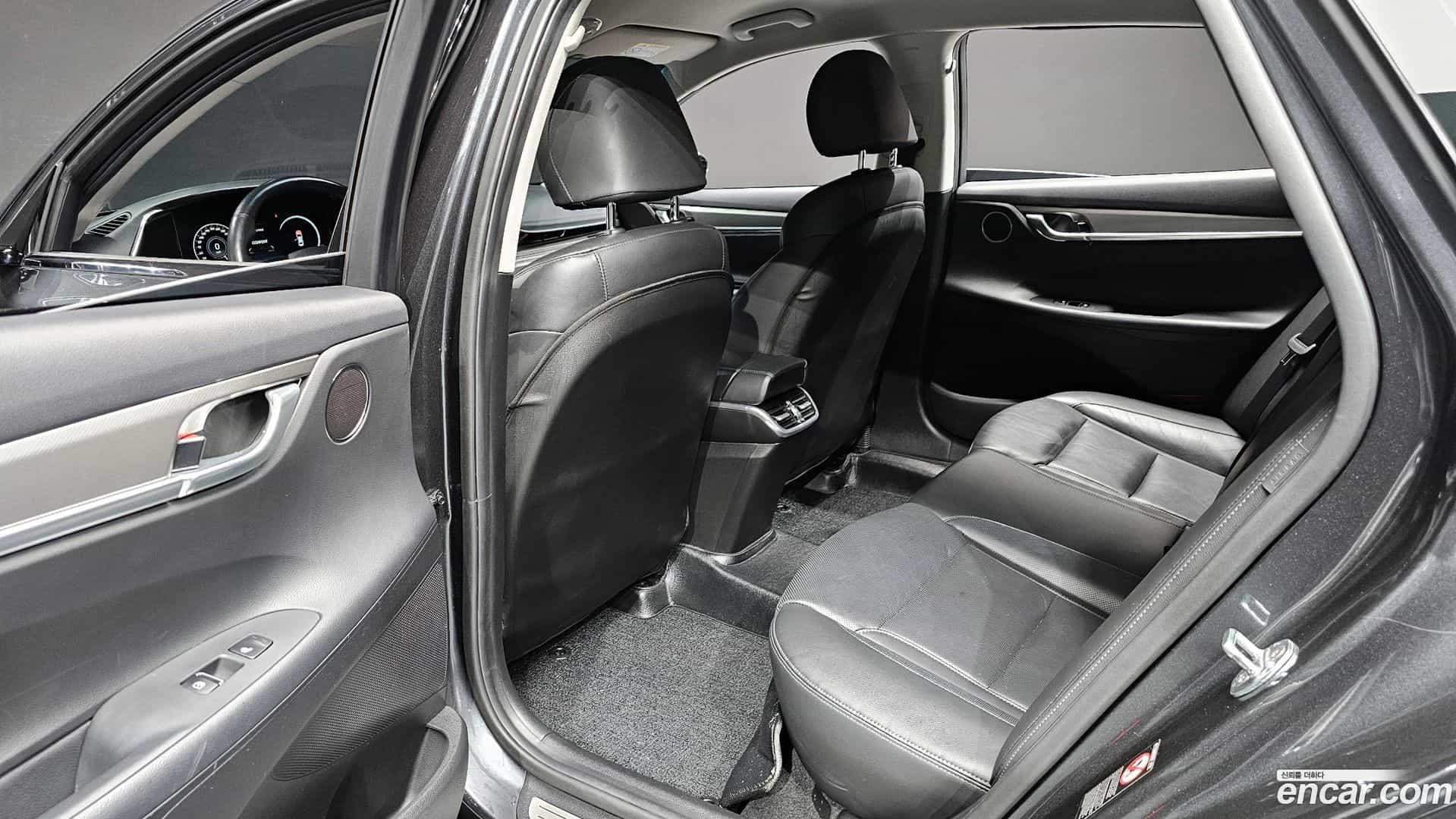 Grandeur Hyundai 2021.3-OPTION-016