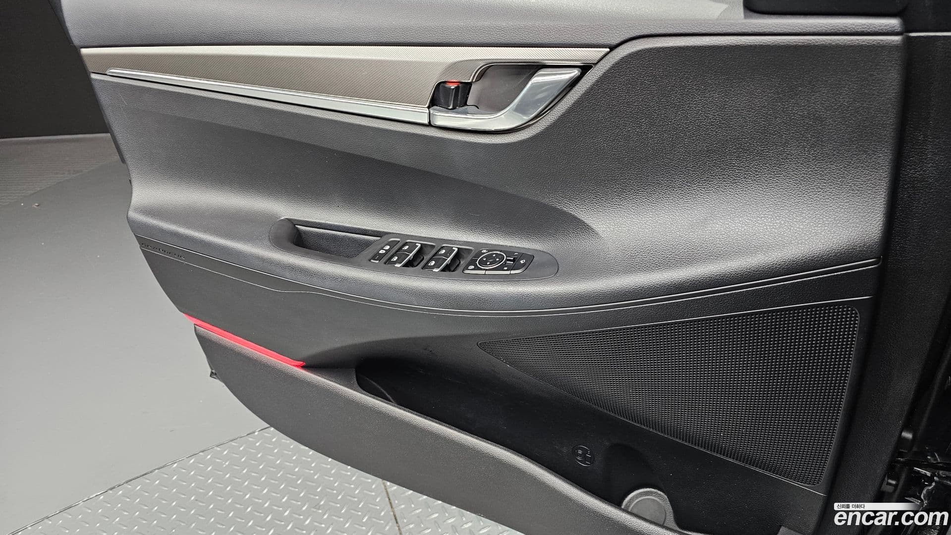 Main__Slider__Photo:Grandeur Hyundai 2021.3-15