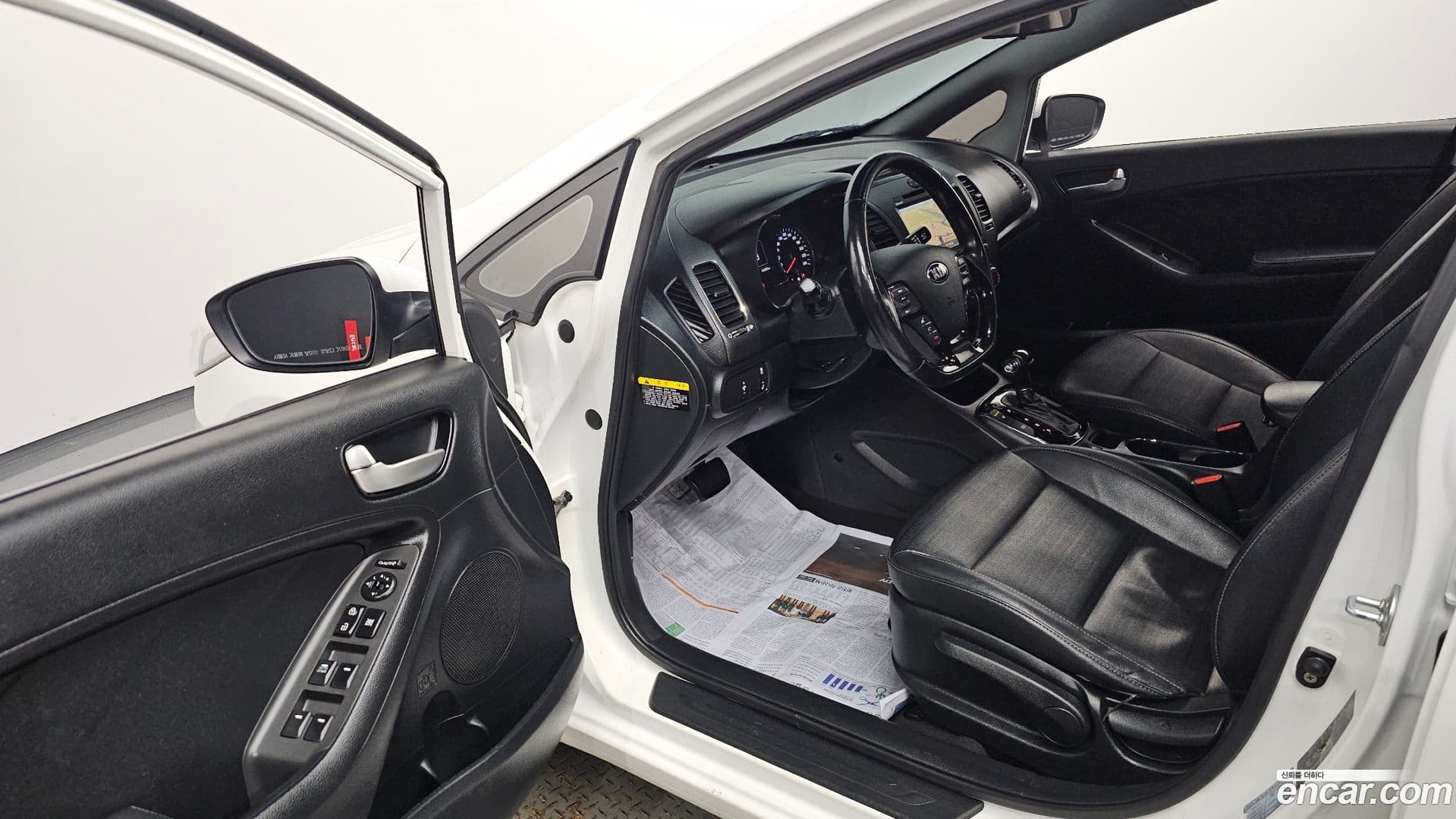 Main__Slider__Photo:K3 Kia 2017.10-9