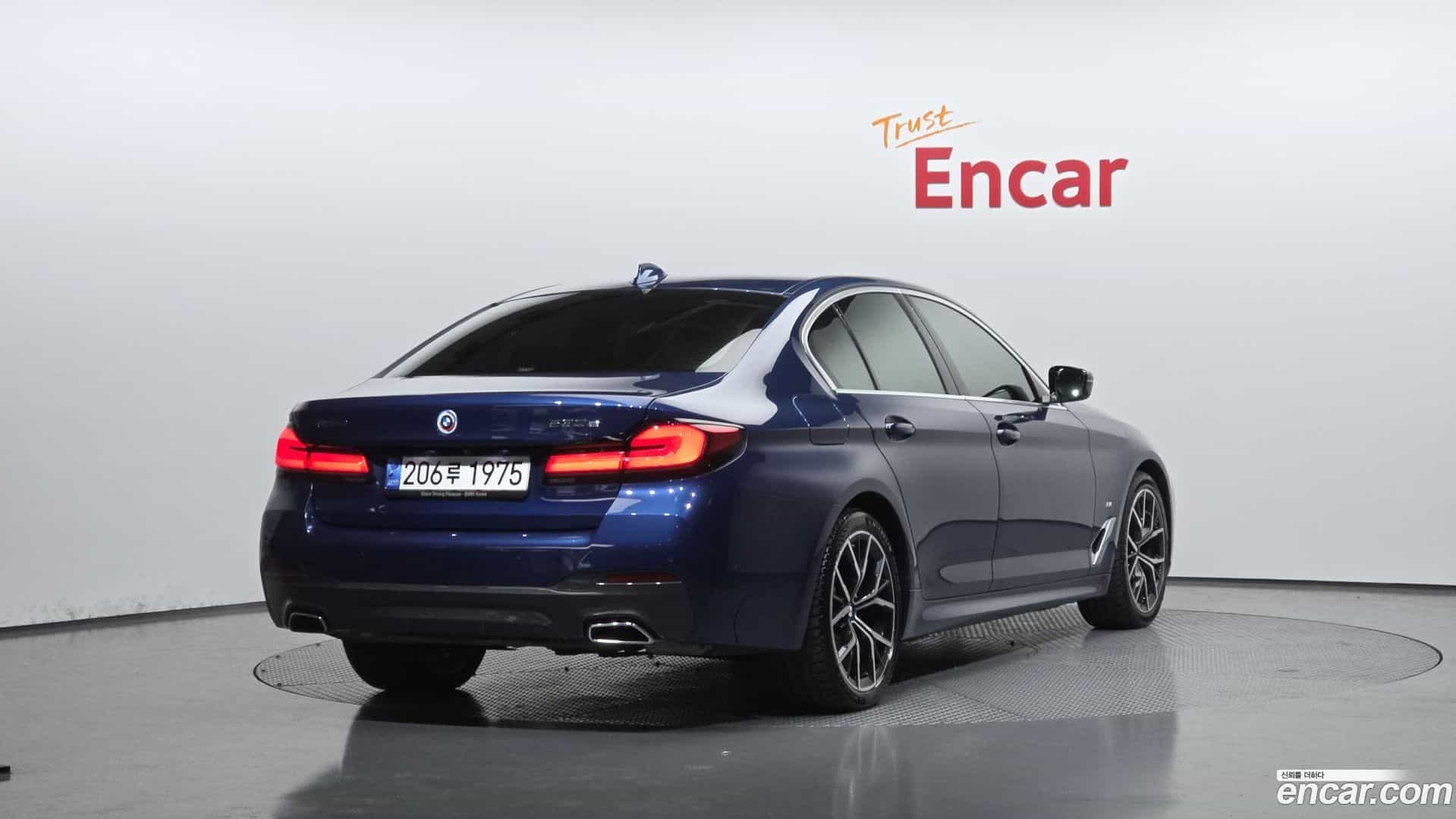 5-Series BMW 2021.3-OUTER-002