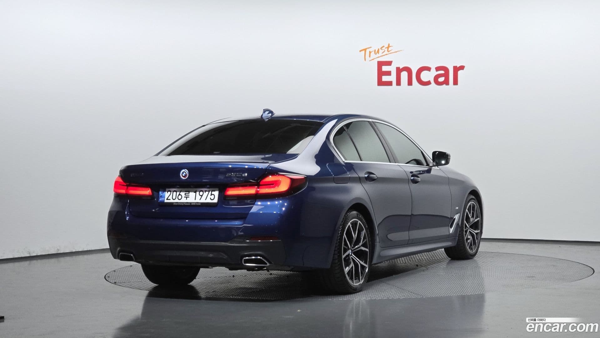 Main__Slider__Photo:5-Series BMW 2021.3-1