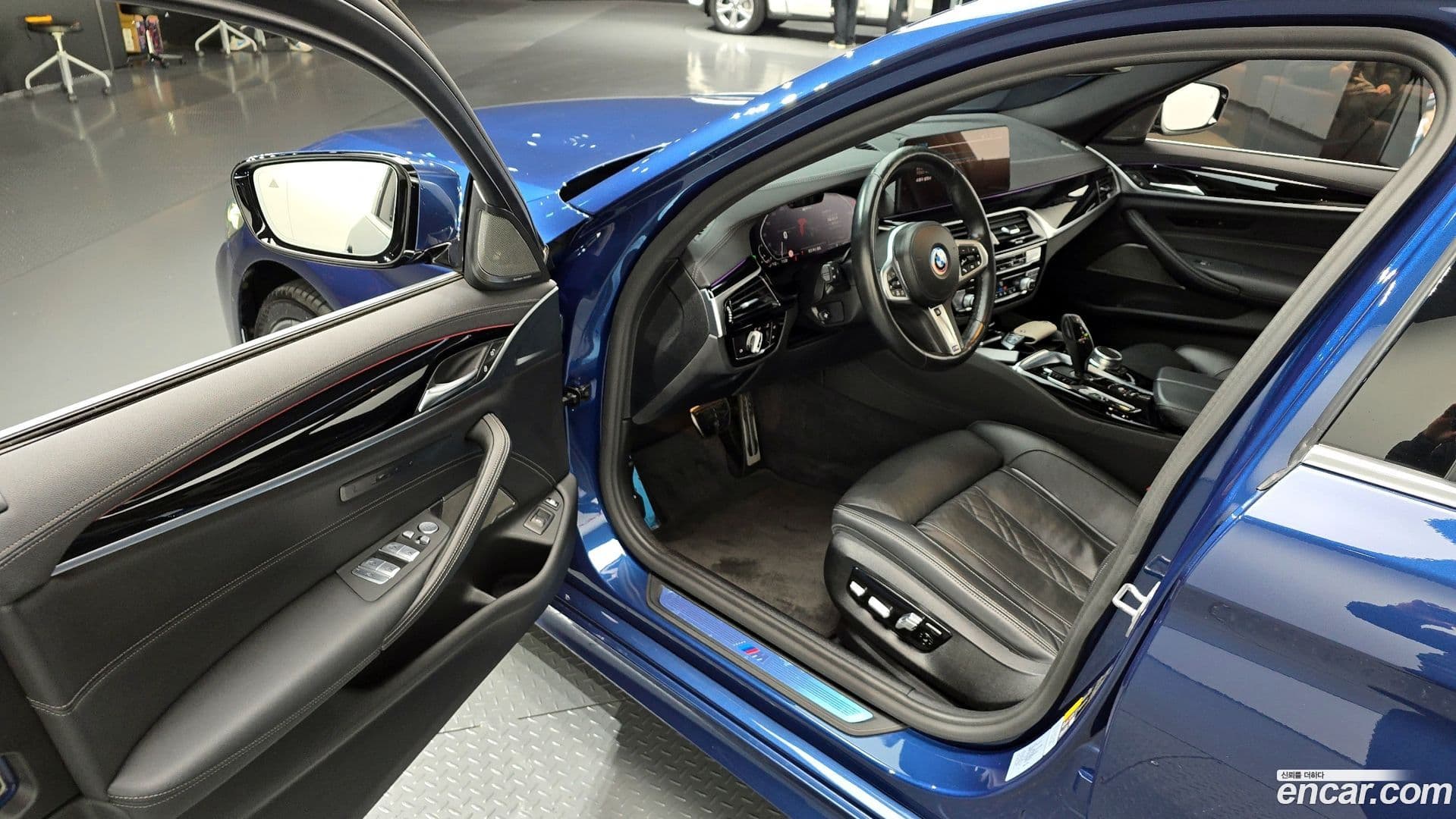 Main__Slider__Photo:5-Series BMW 2021.3-9