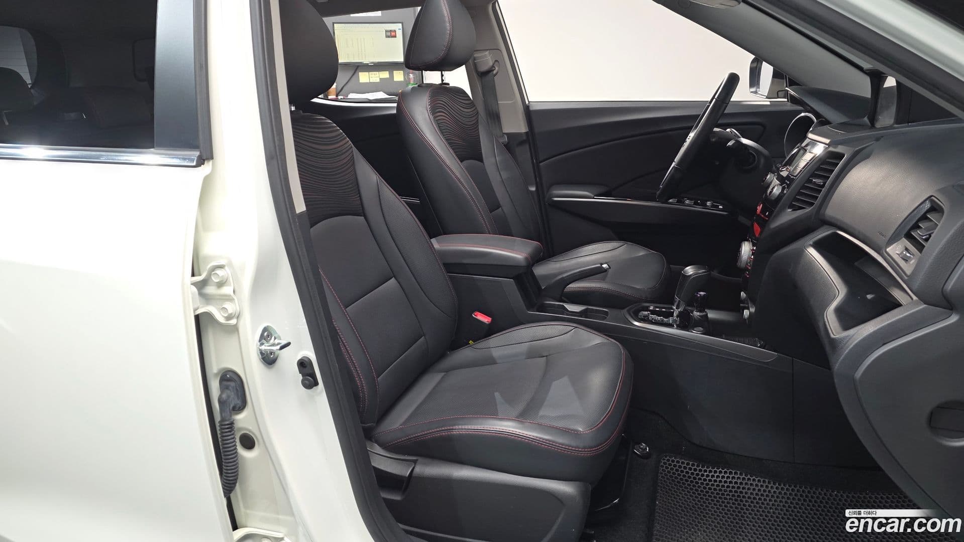 Main__Slider__Photo:TIBOLI KG Mobility 2017.3-9