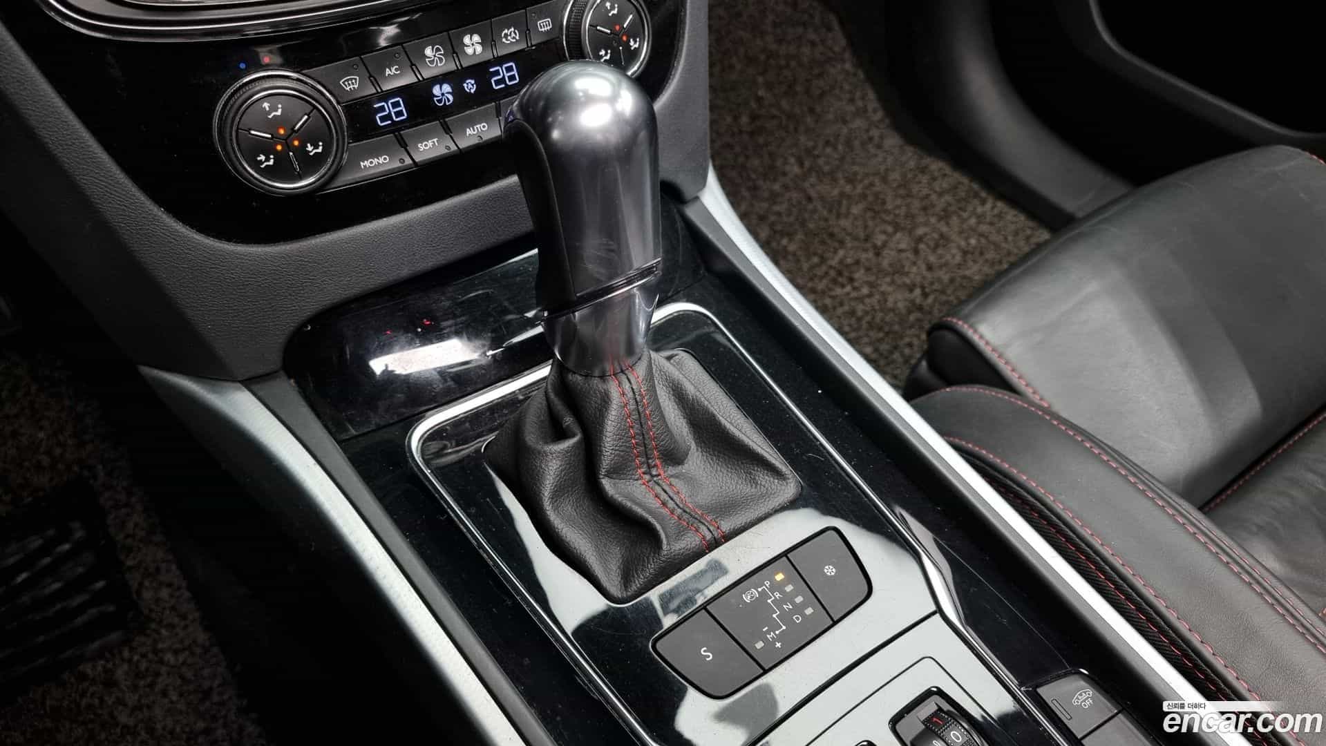 508 Peugeot 2016.2-INNER-009