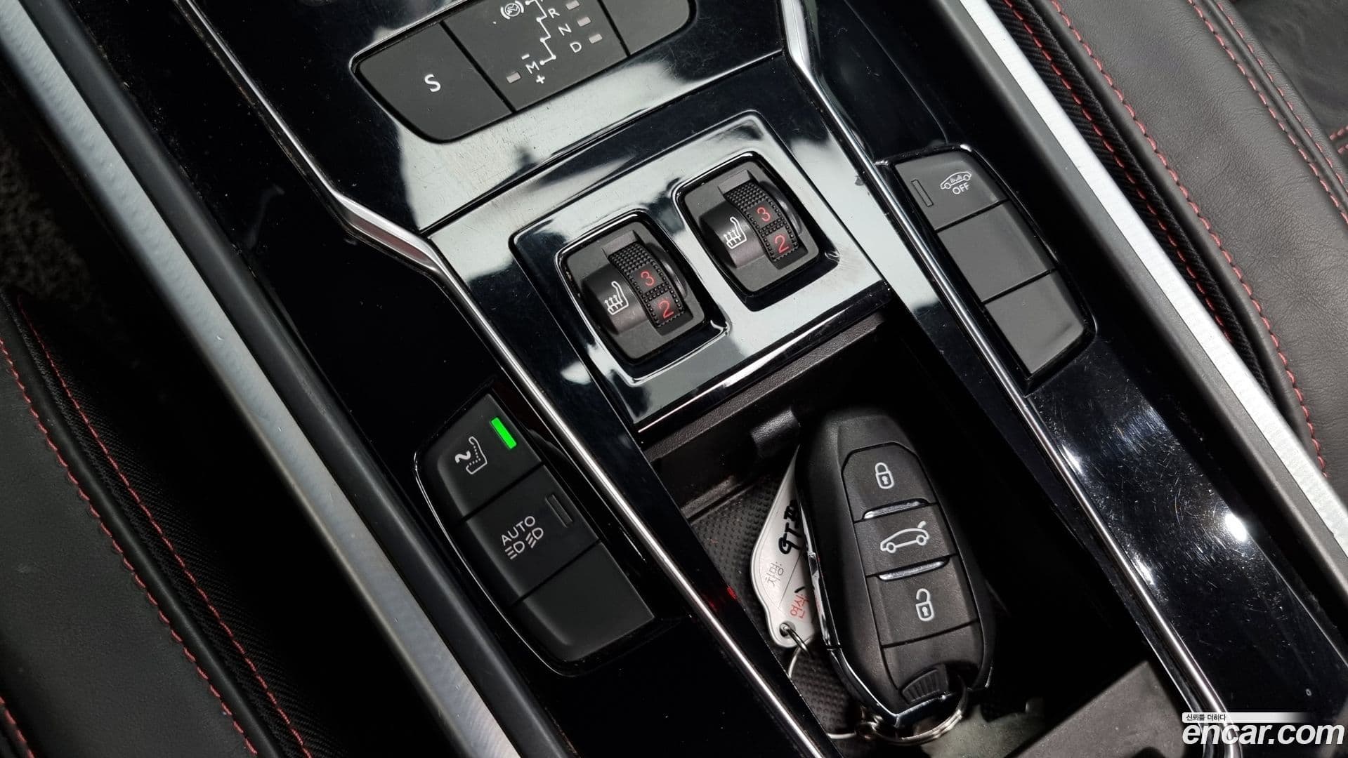 Main__Slider__Photo:508 Peugeot 2016.2-16