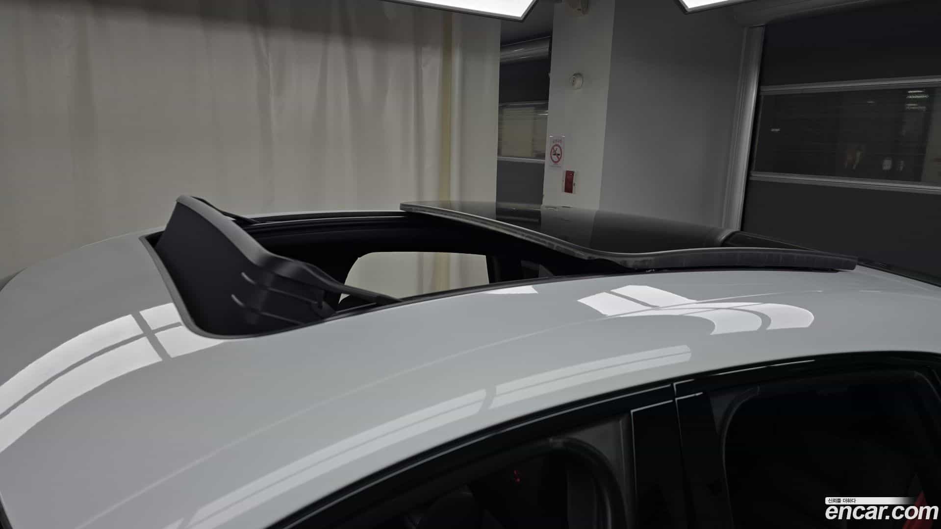 Macan Porsche 2016.4-OPTION-023