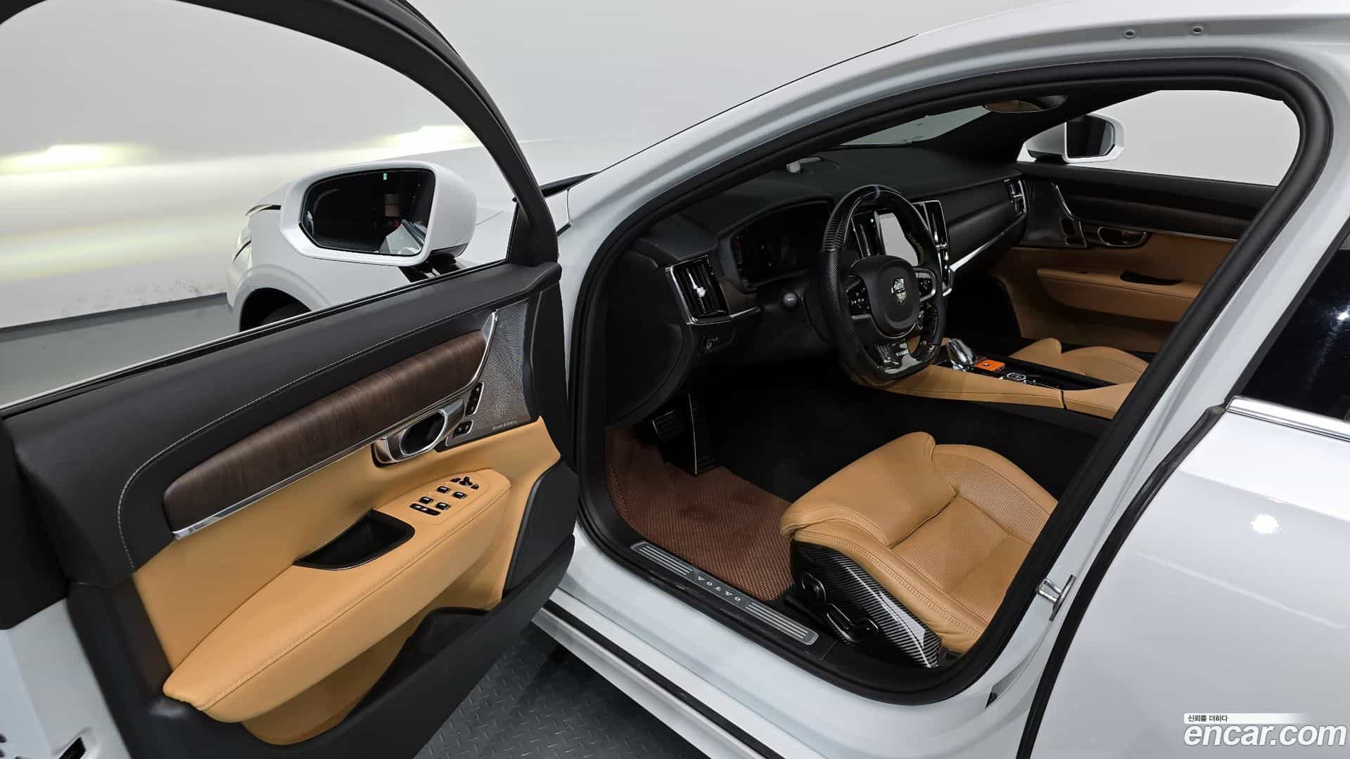 S90 Volvo 2023.0-INNER-010
