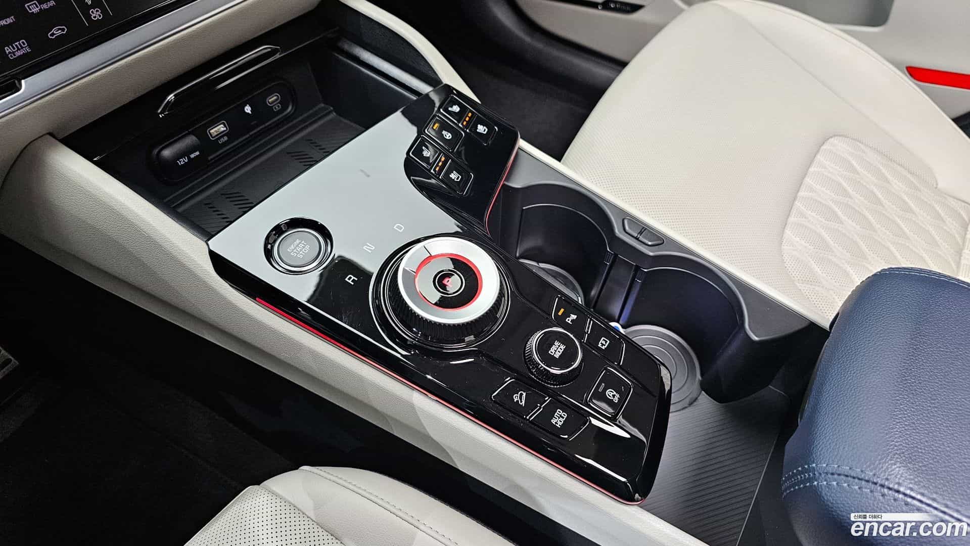 Sportage Kia 2023.4-INNER-009