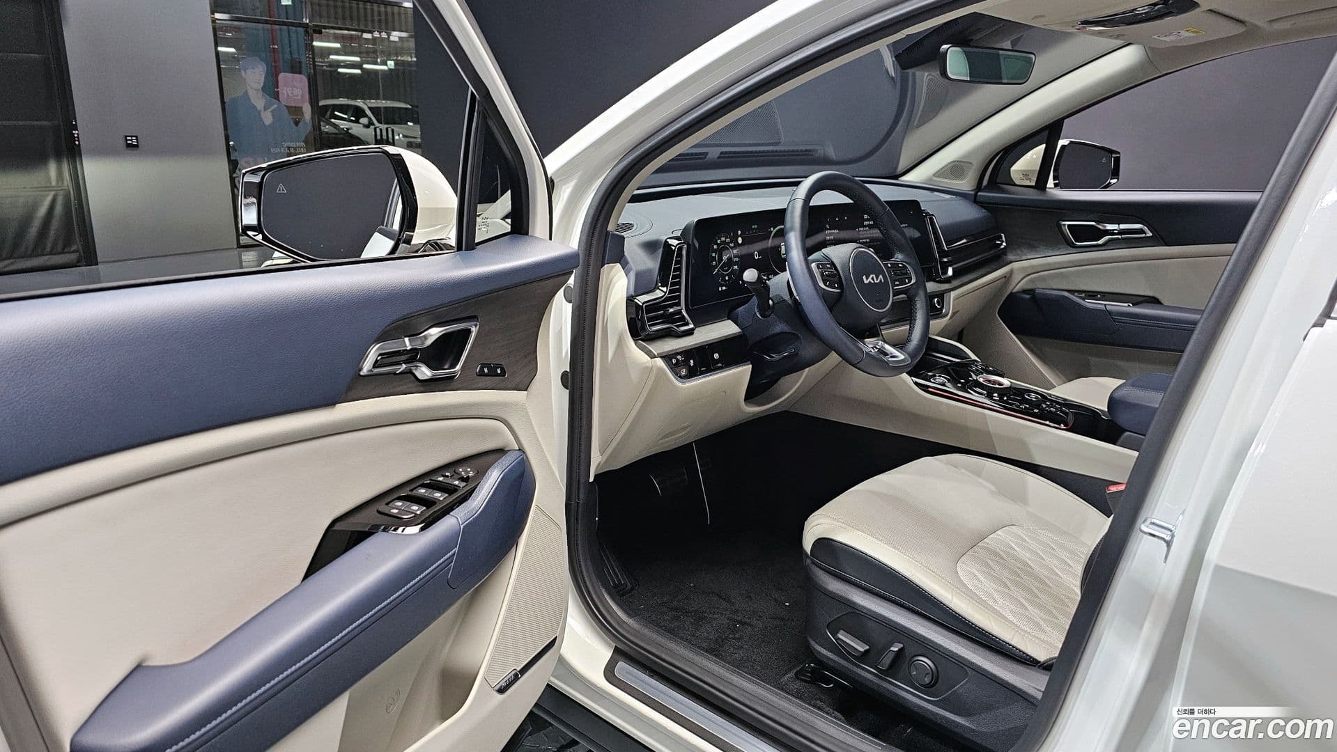 Main__Slider__Photo:Sportage Kia 2023.4-10