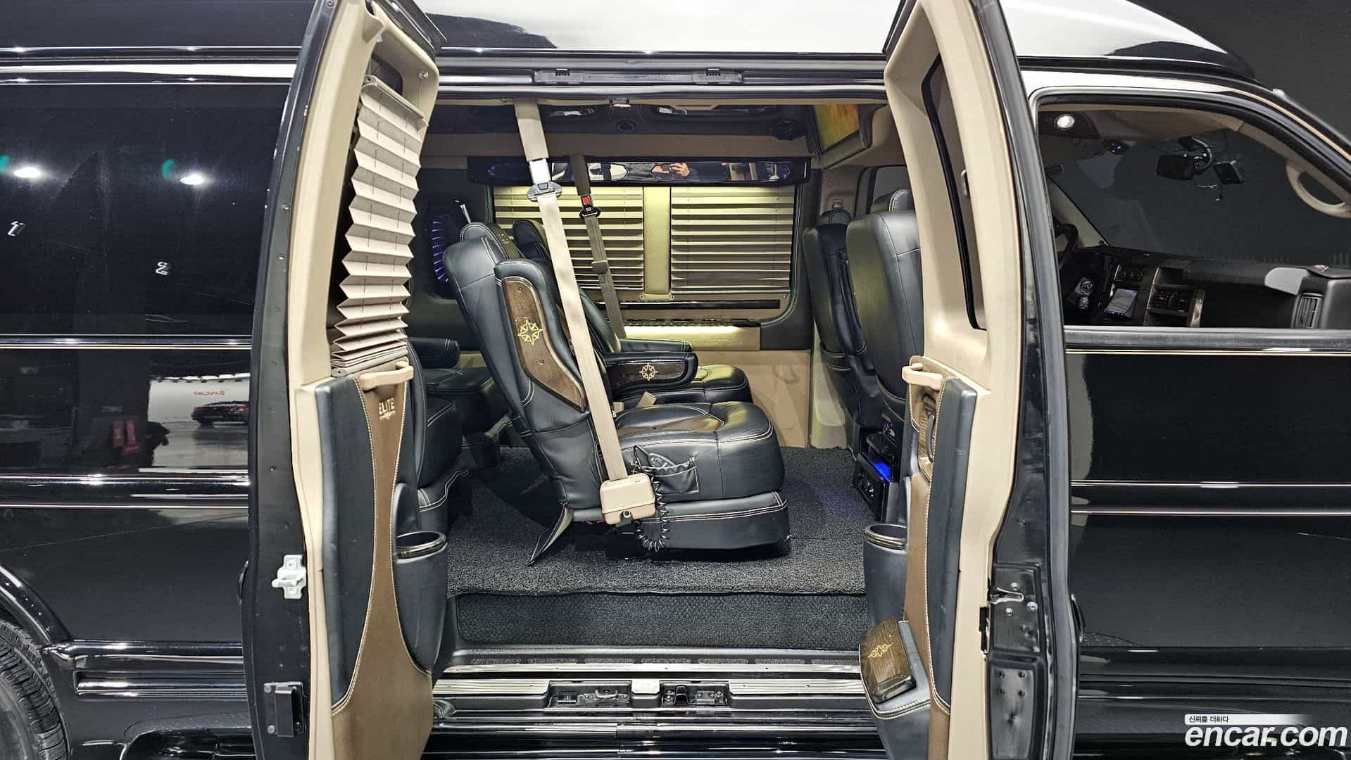 Express Van Chevrolet 2014.11-OPTION-017