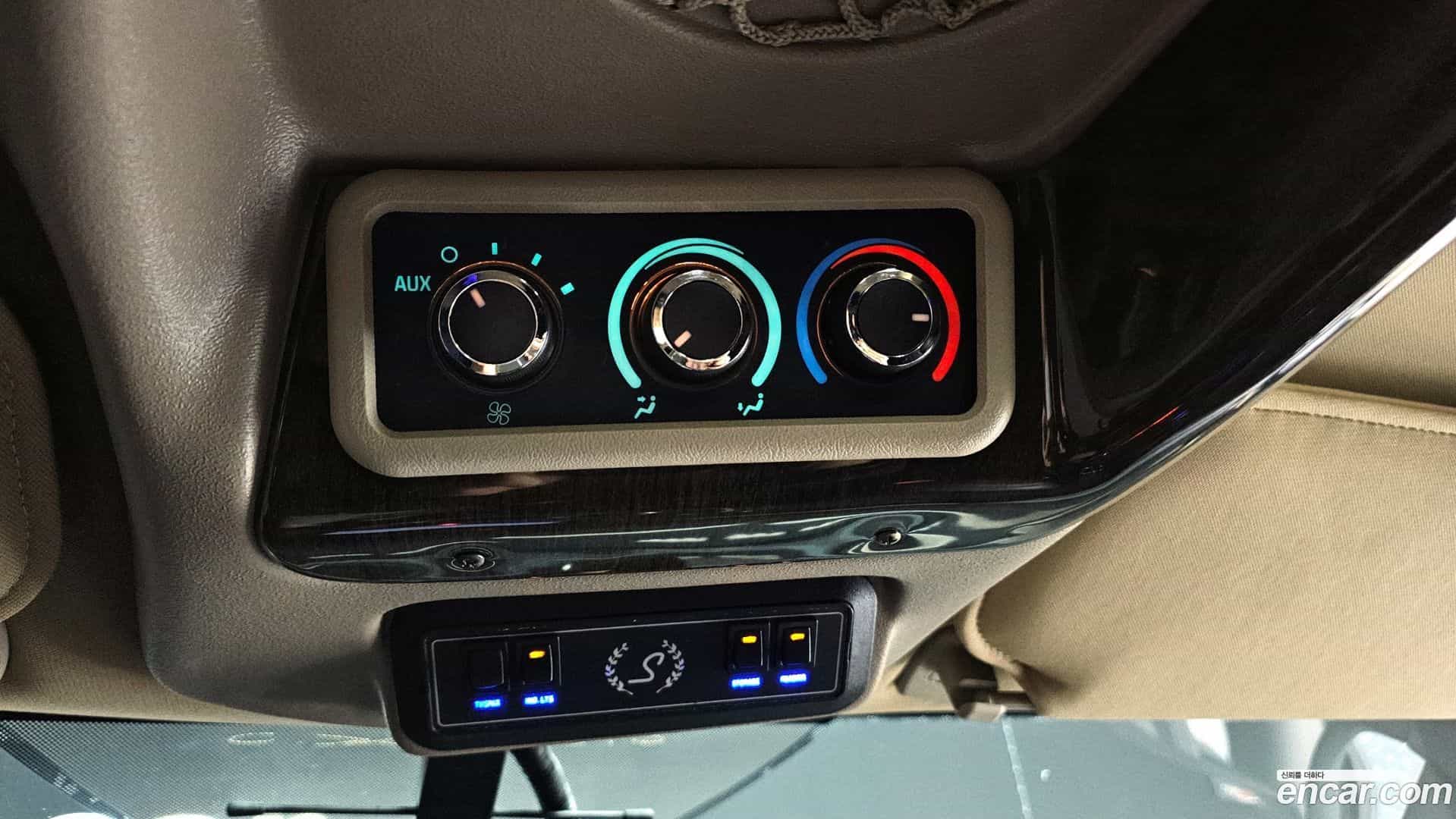 Express Van Chevrolet 2014.11-OPTION-022