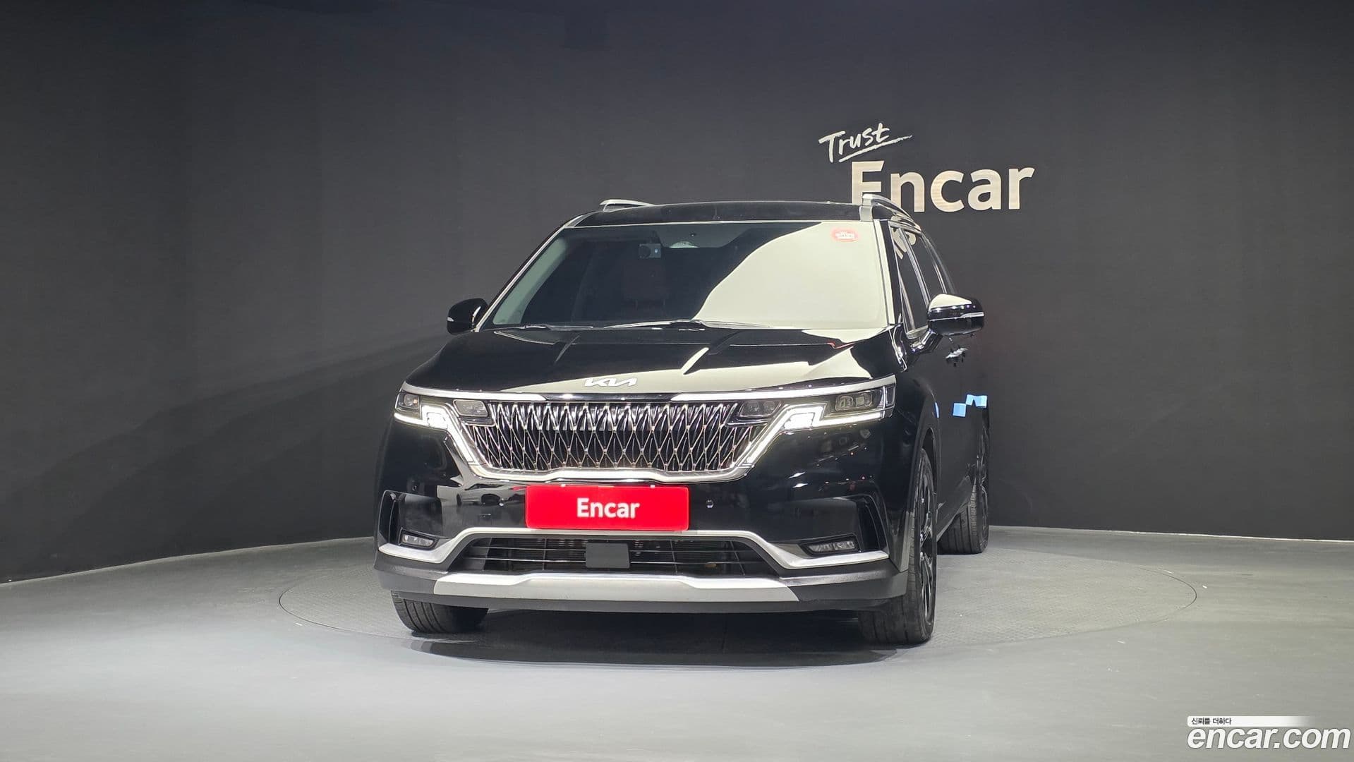 Main__Slider__Photo:Canival Kia 2022.8-2