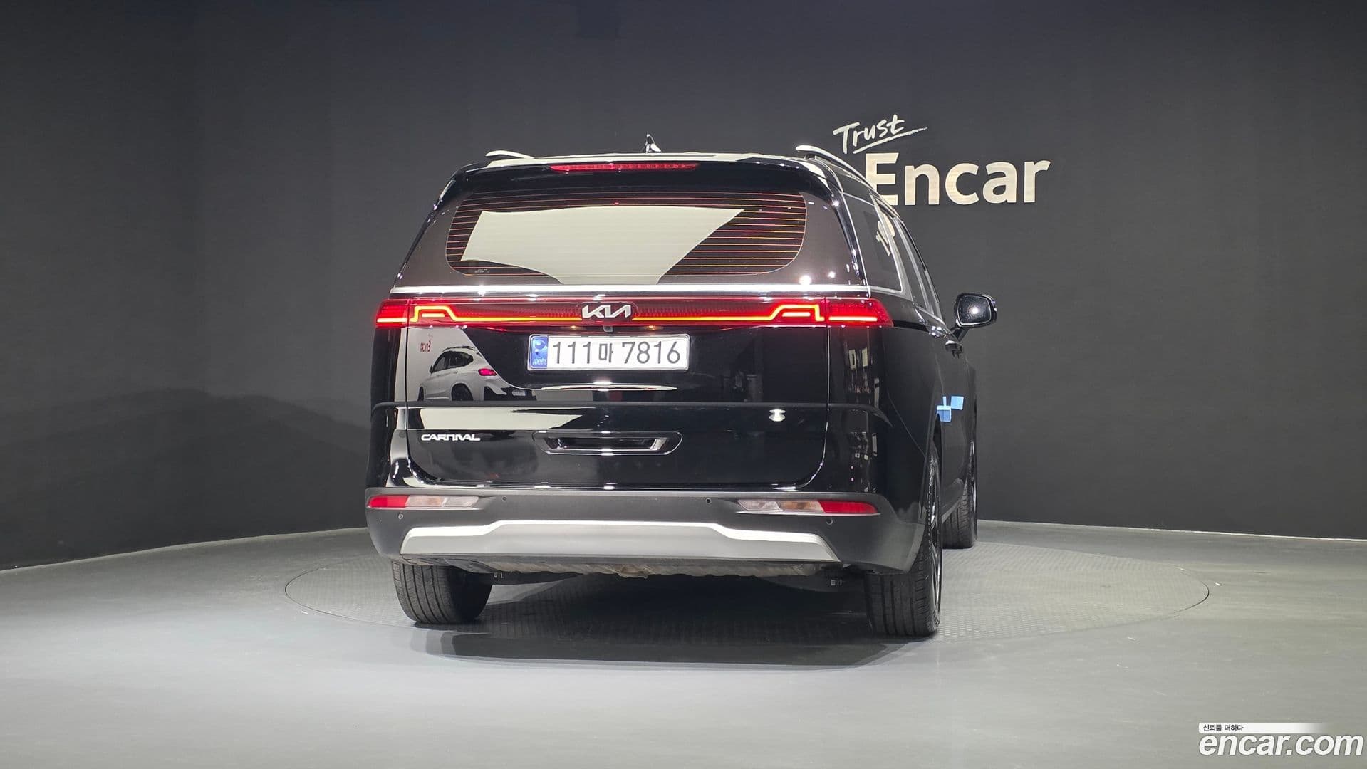 Main__Slider__Photo:Canival Kia 2022.8-3