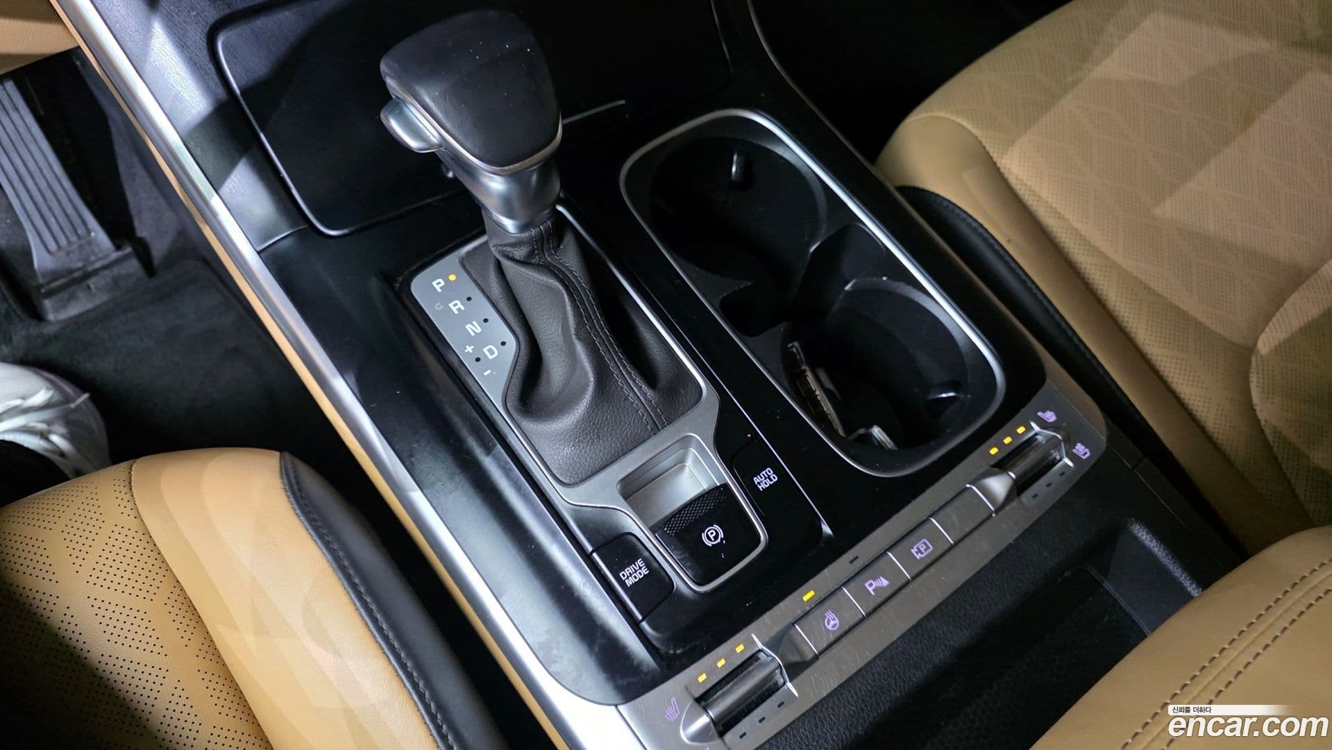 Main__Slider__Photo:Canival Kia 2022.8-8