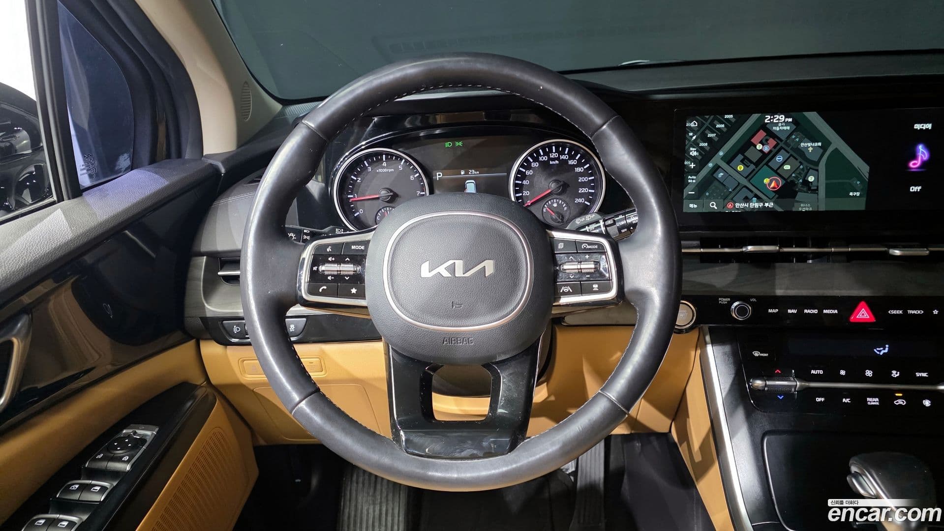 Main__Slider__Photo:Canival Kia 2022.8-12