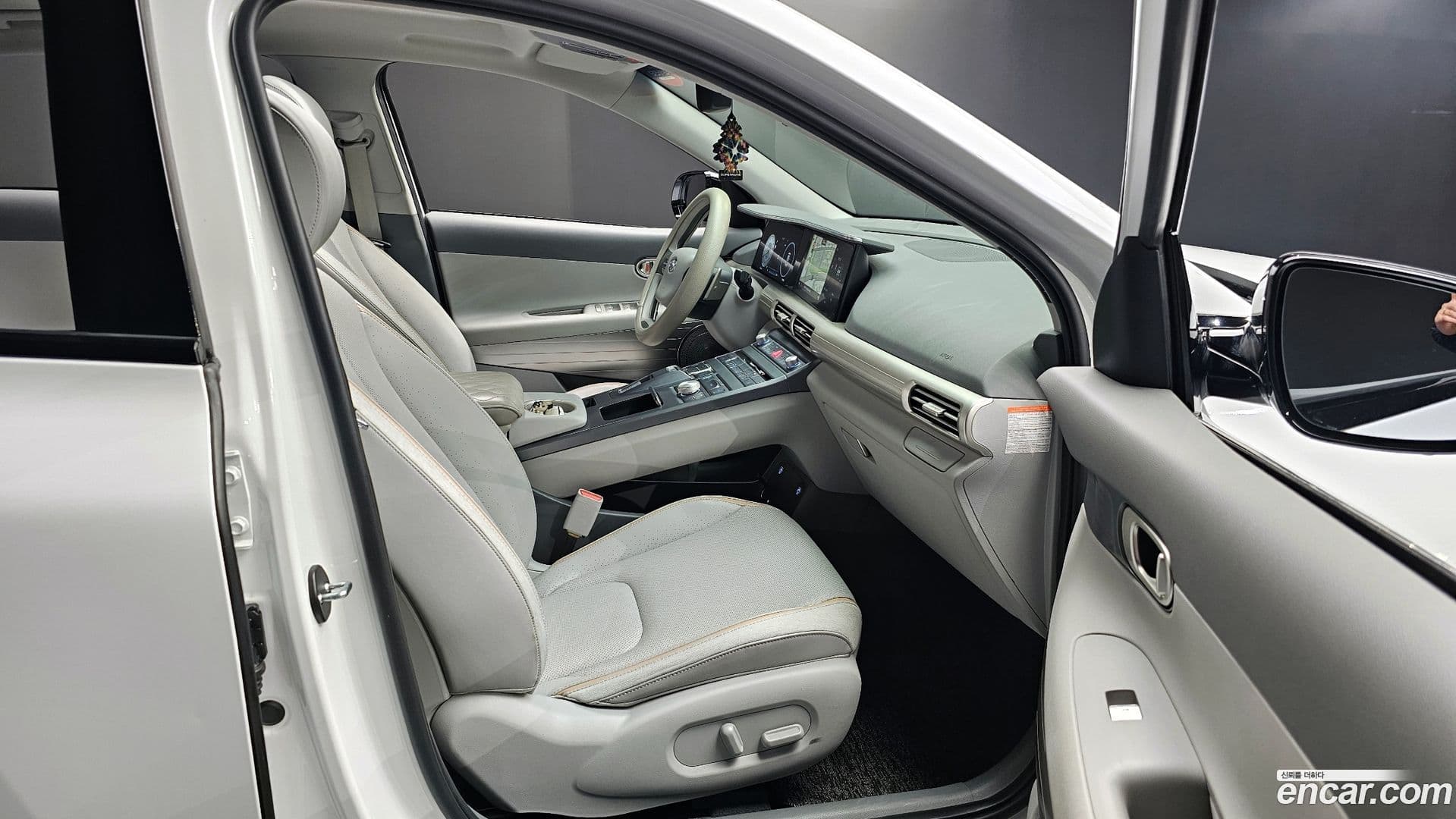 Main__Slider__Photo:Nexo Hyundai 2023.1-10