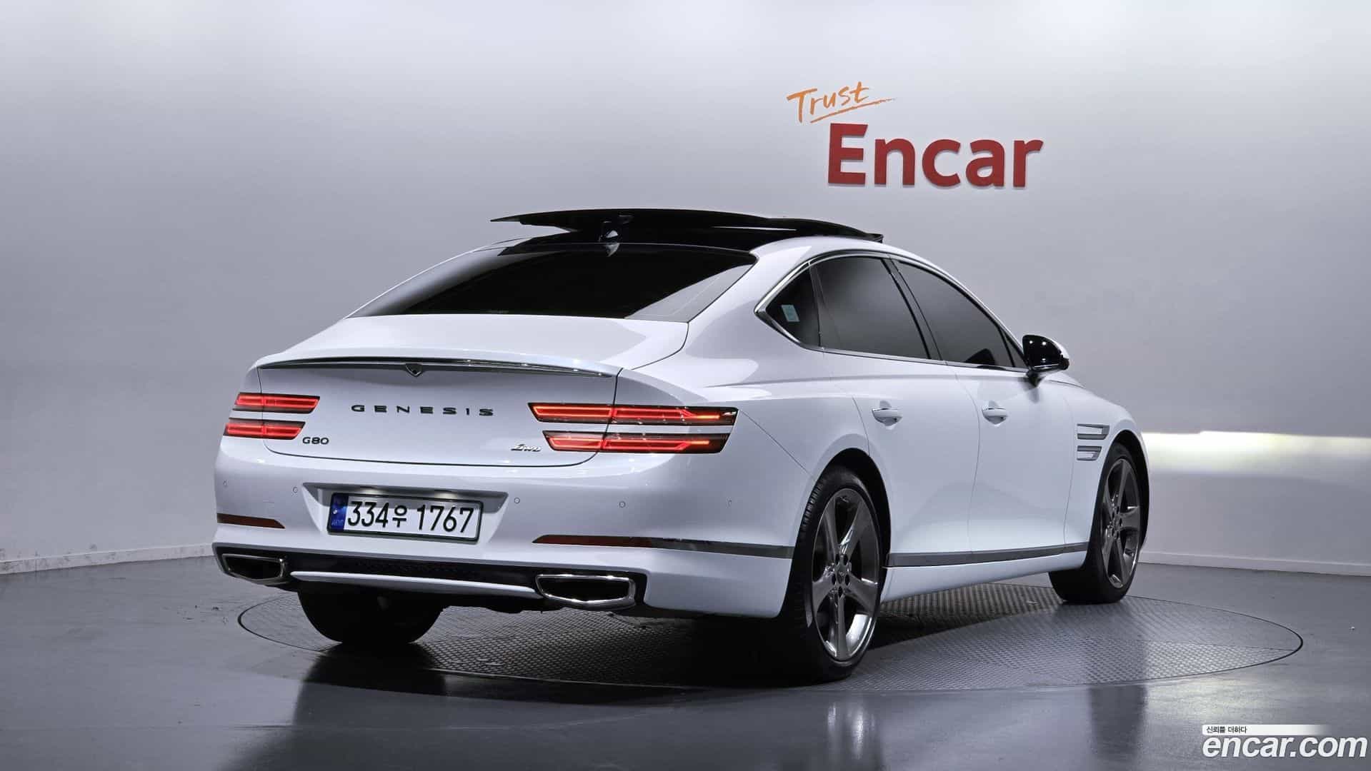 G80 Genesis 2021.11-OUTER-002