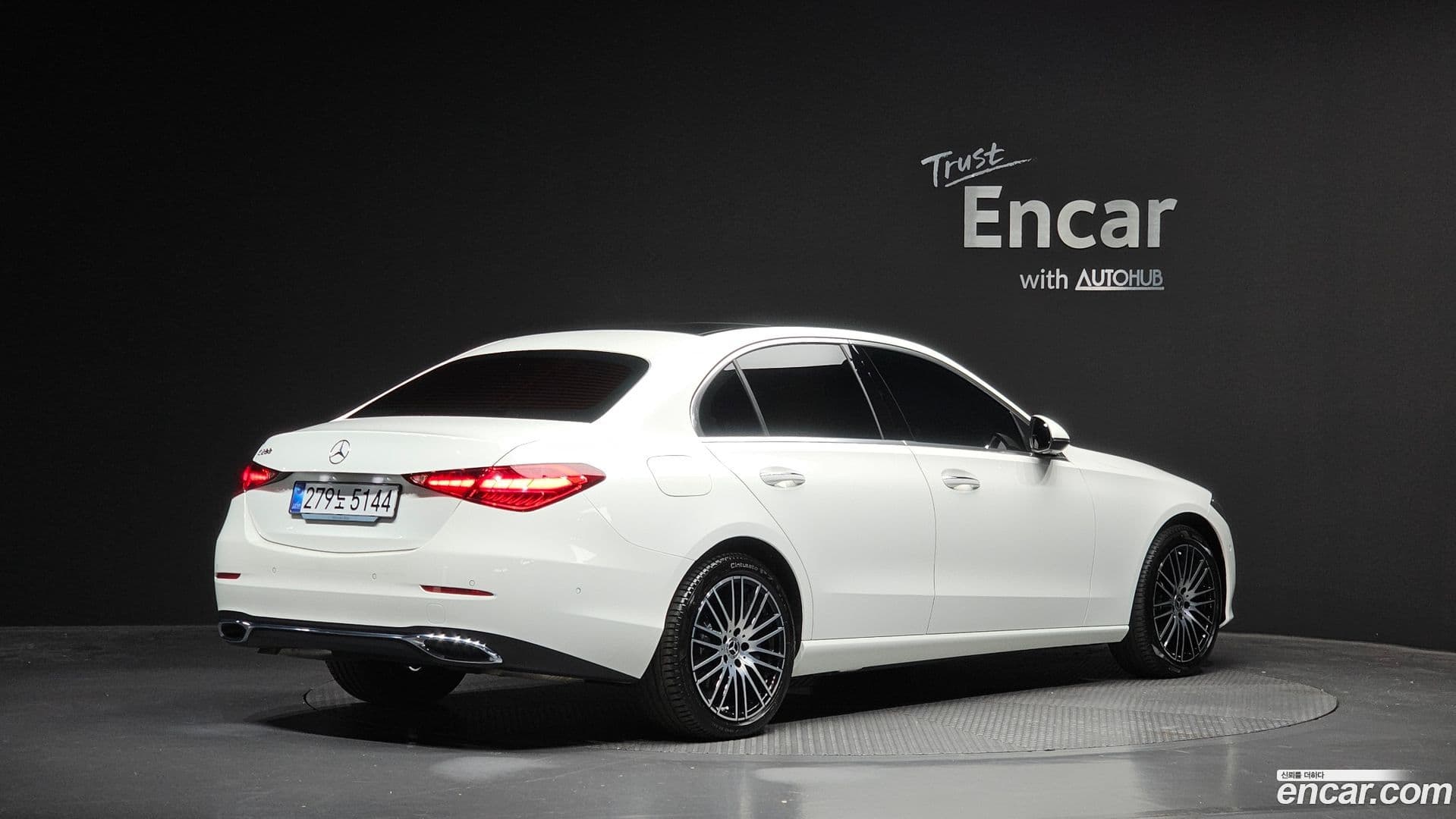 Main__Slider__Photo:C-Class Mercedes-Benz 2025.3-1