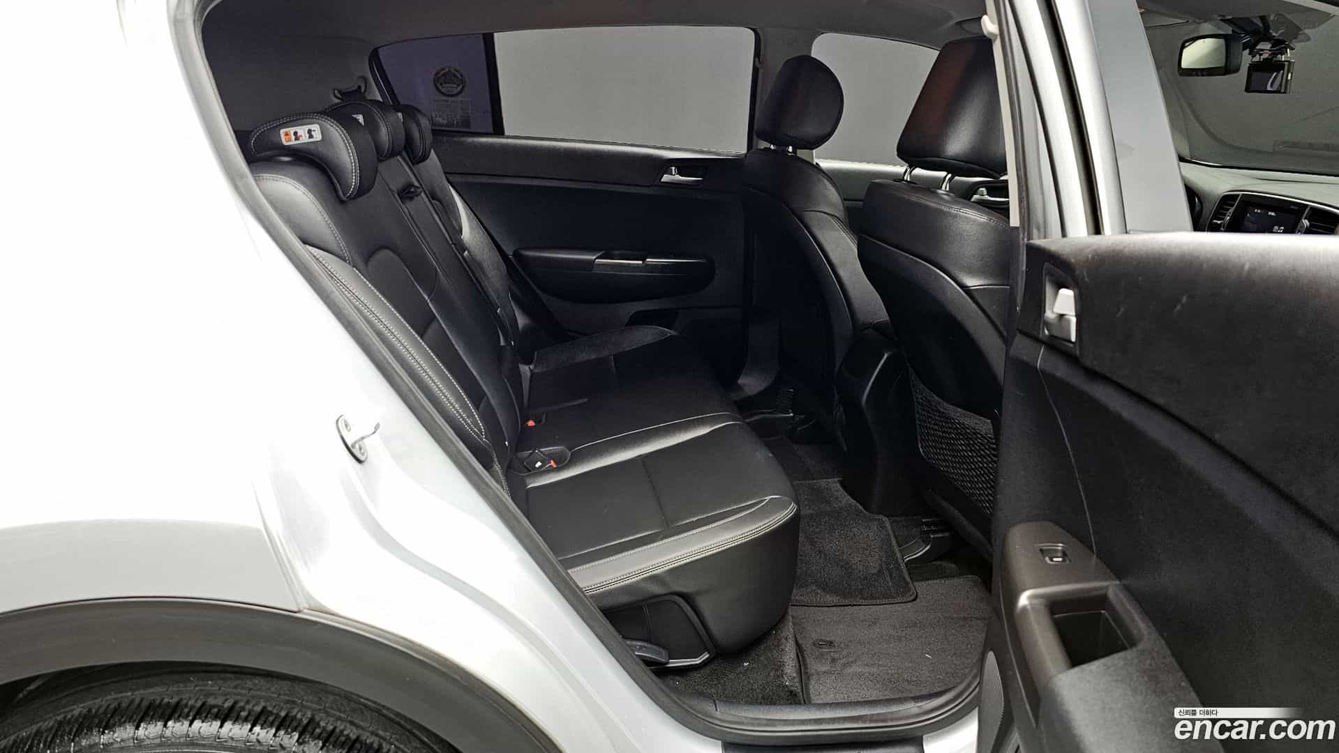 Sportage Kia 2016.8-OPTION-016