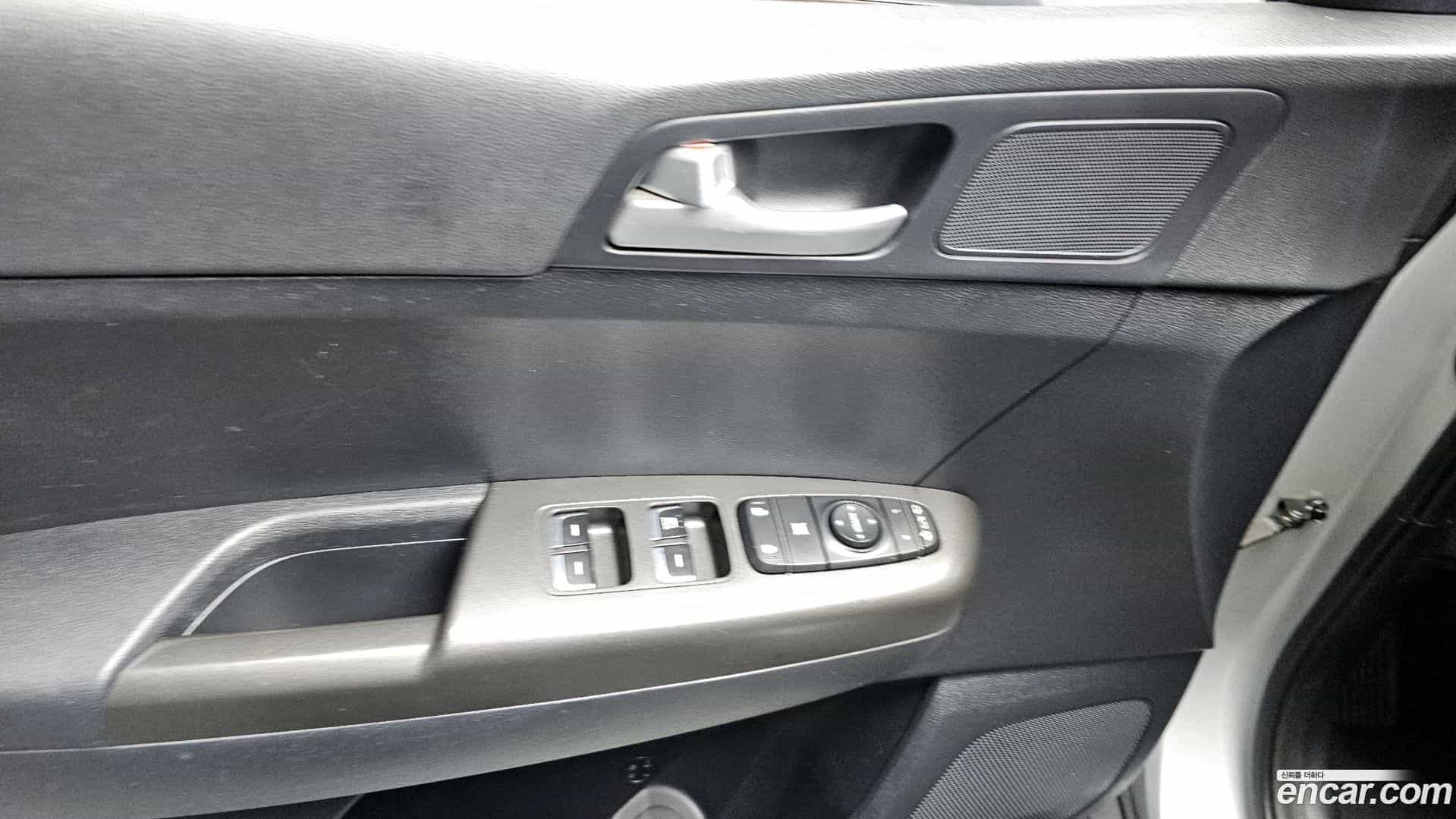 Sportage Kia 2016.8-OPTION-021