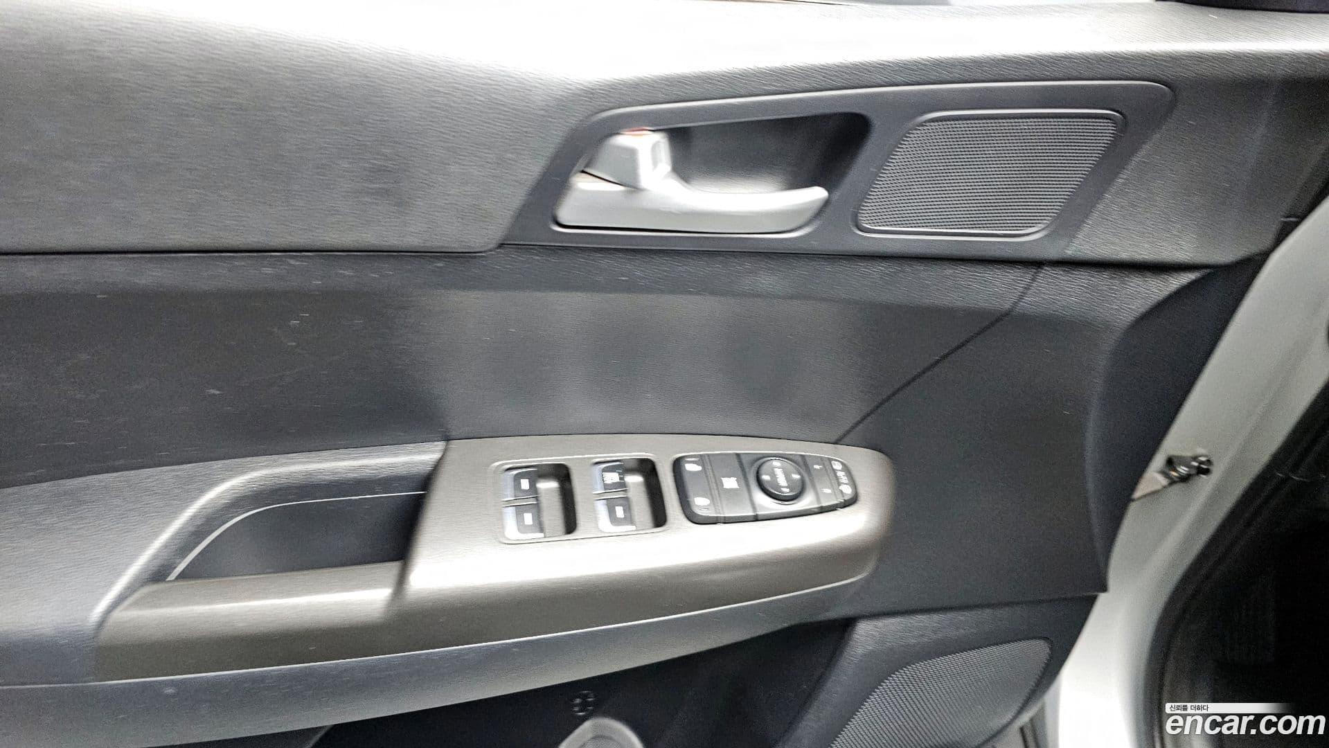 Main__Slider__Photo:Sportage Kia 2016.8-16