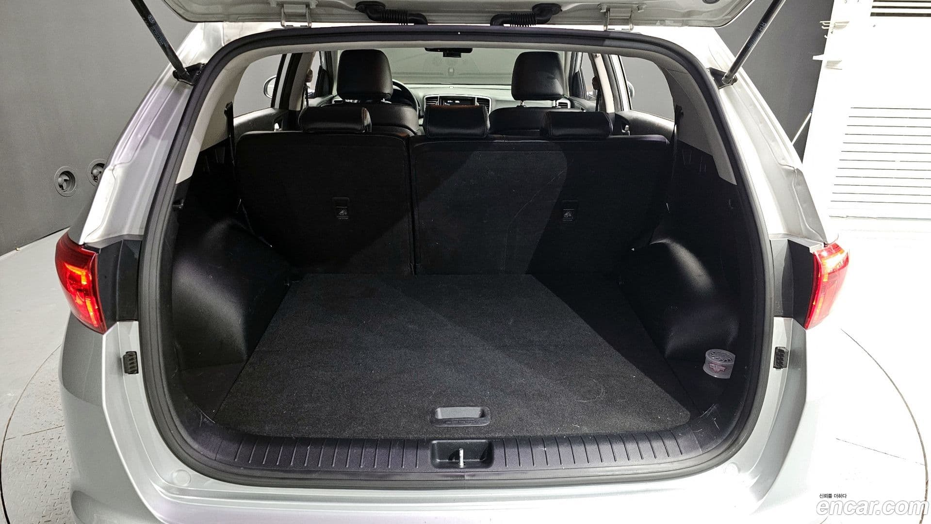 Main__Slider__Photo:Sportage Kia 2016.8-19