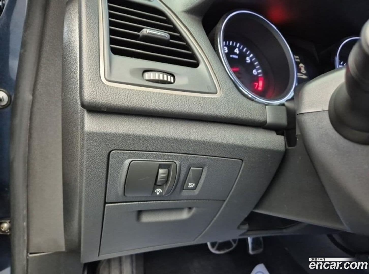 Main__Slider__Photo:SM5 Renault-KoreaSamsung 2015.5-14