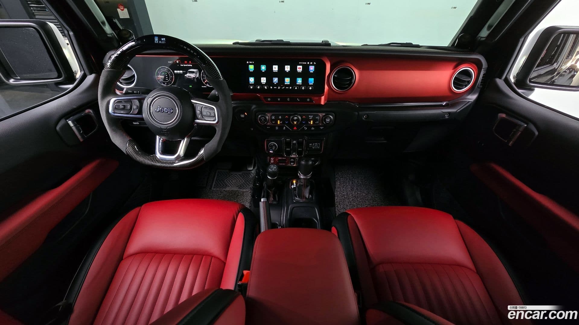 Main__Slider__Photo:Gladiator Jeep 2021.6-6