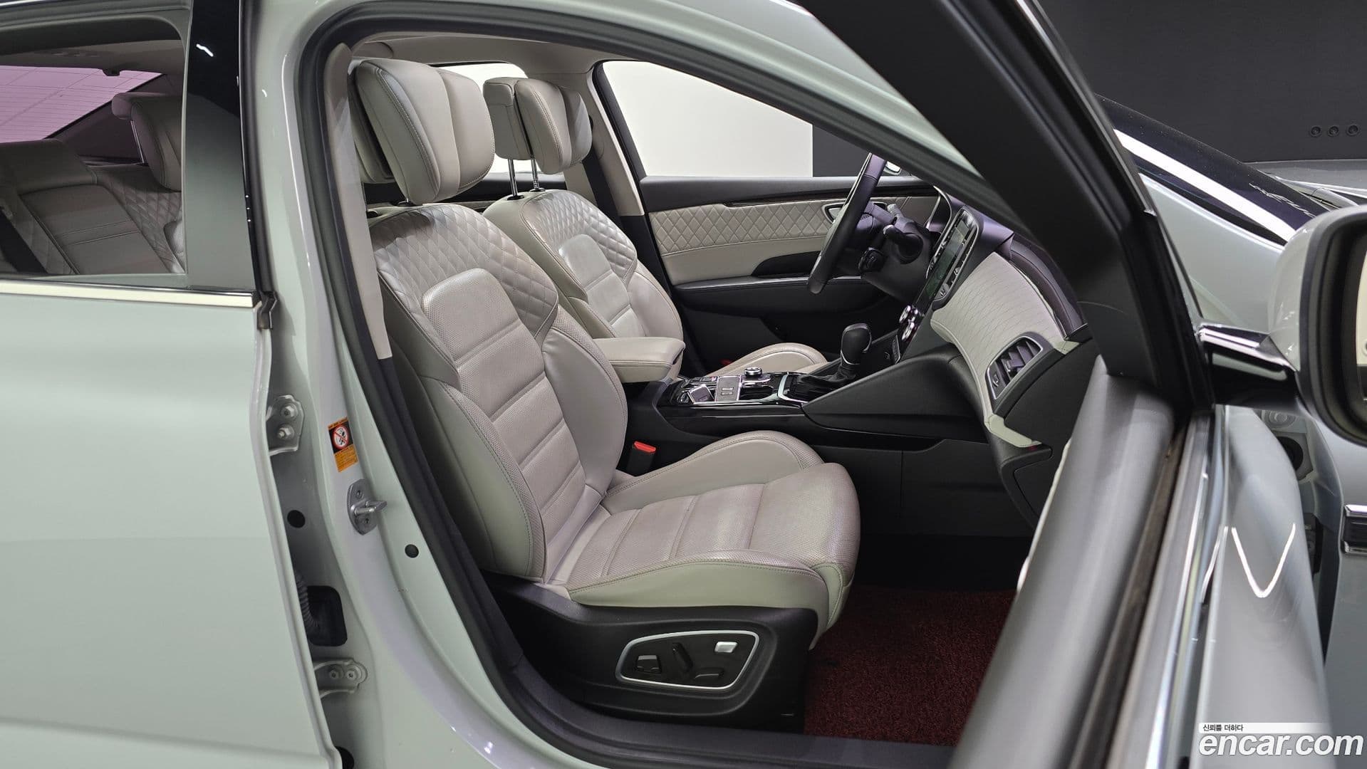 Main__Slider__Photo:SM6 Renault Korea 2016.7-11