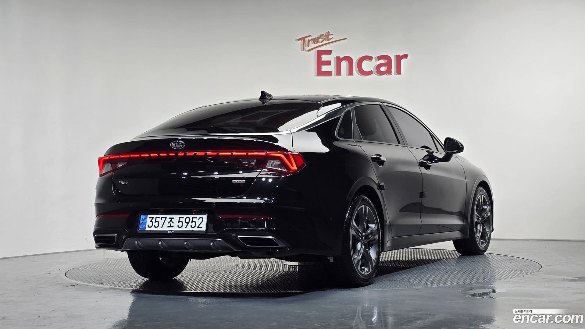 Main__Slider__Photo:K5 Kia 2021.3-1