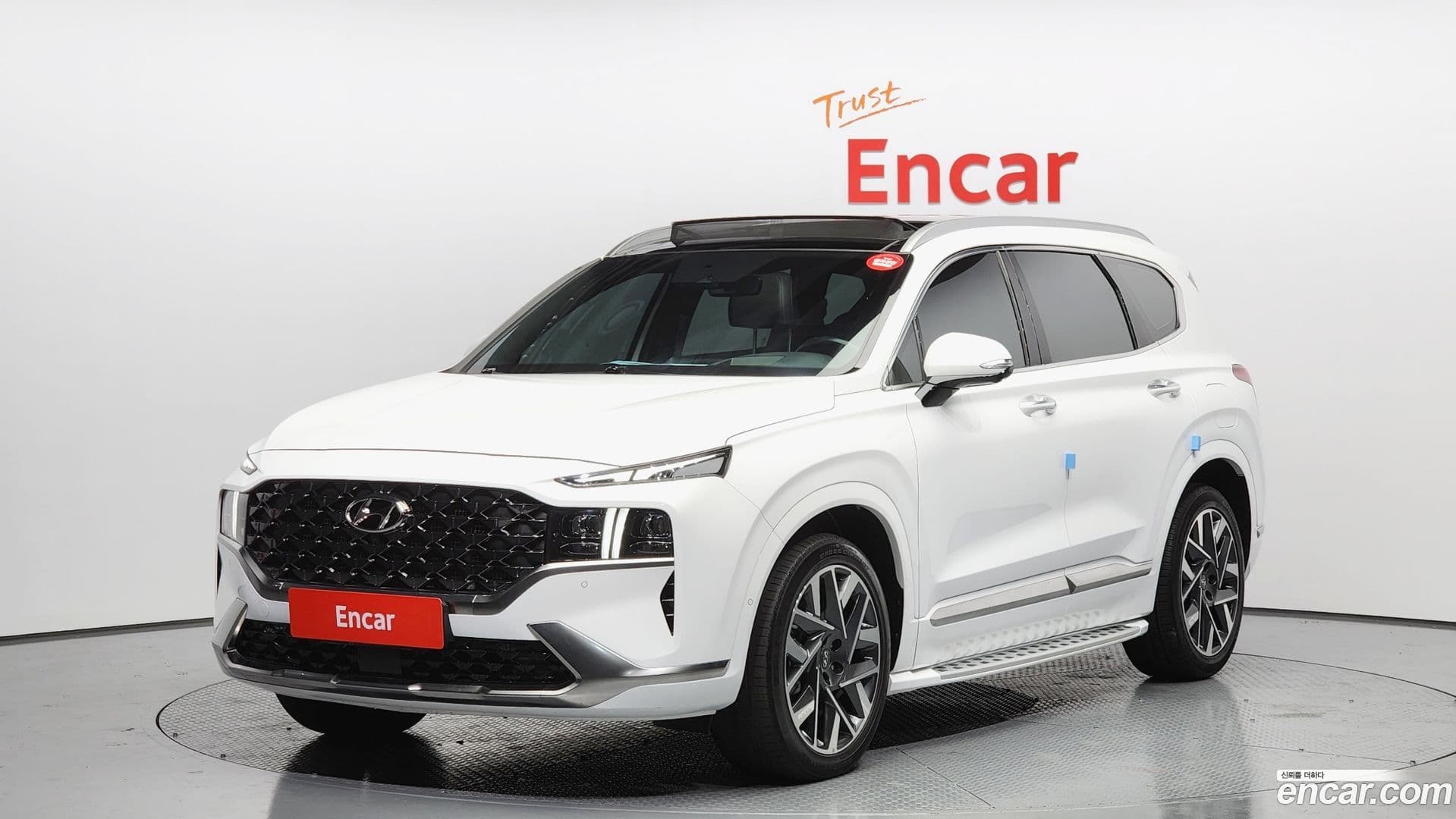 Main__Slider__Photo:Santafe Hyundai 2021.10-0