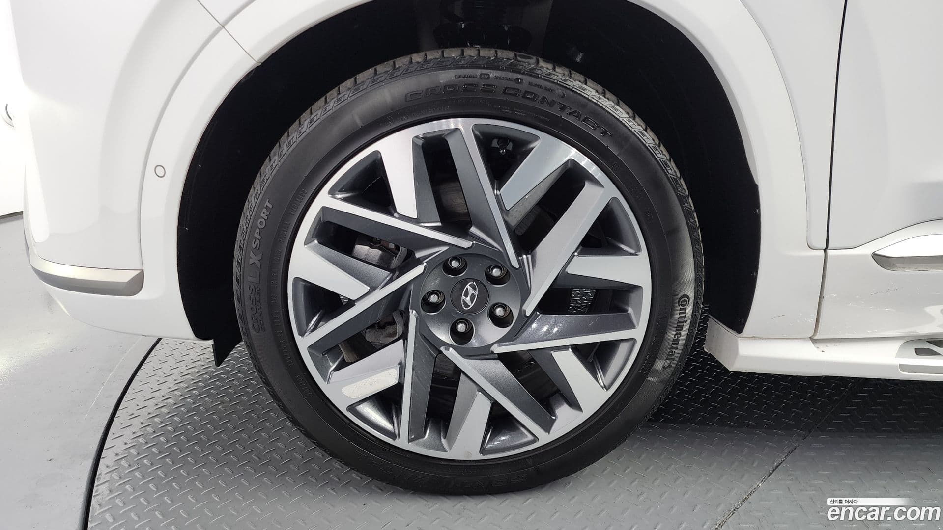 Main__Slider__Photo:Santafe Hyundai 2021.10-4