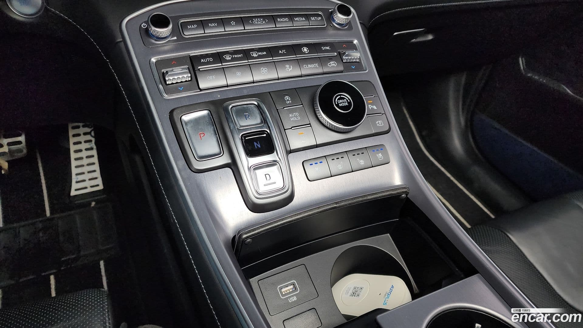 Main__Slider__Photo:Santafe Hyundai 2021.10-8