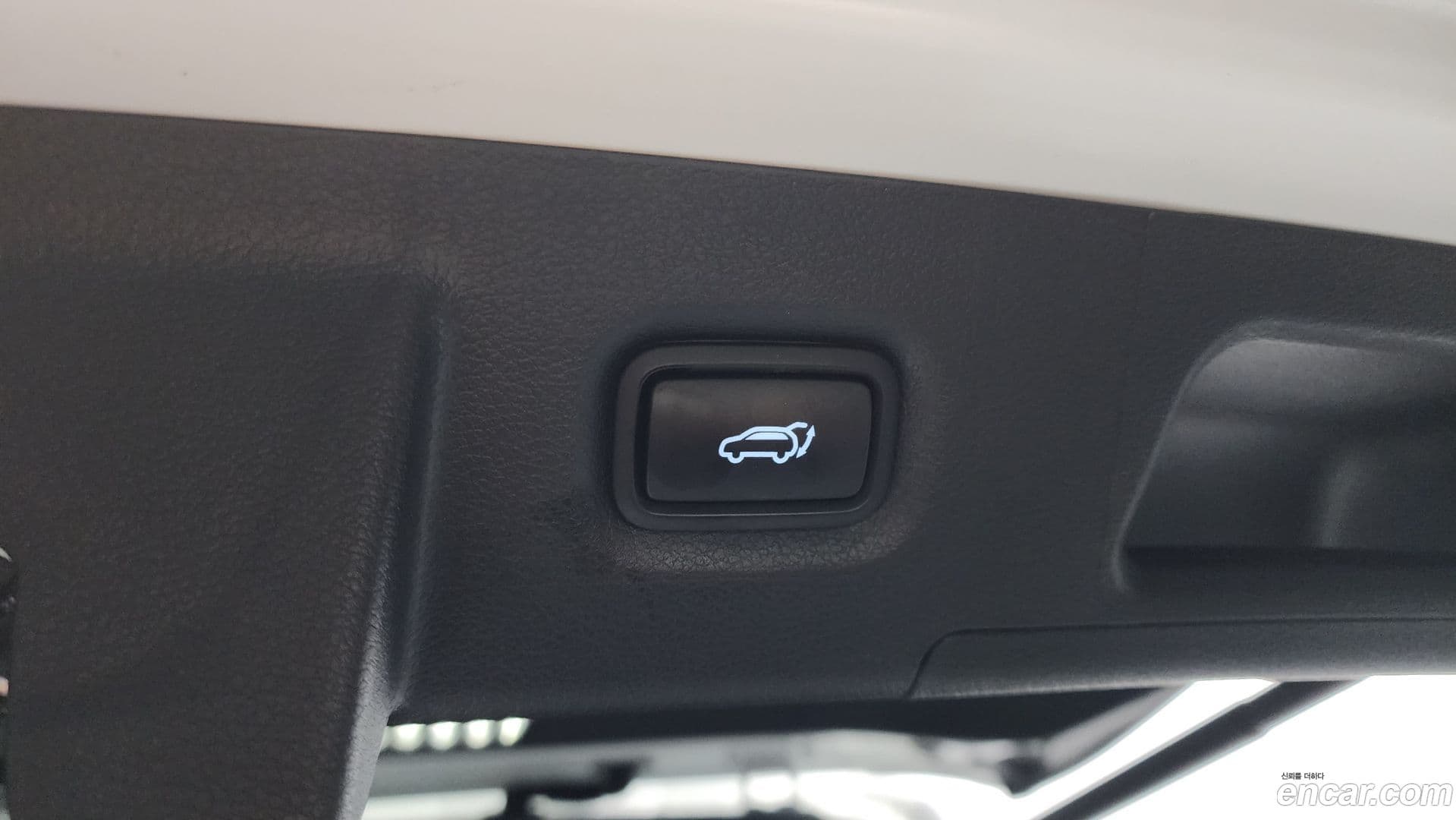 Main__Slider__Photo:Santafe Hyundai 2021.10-19