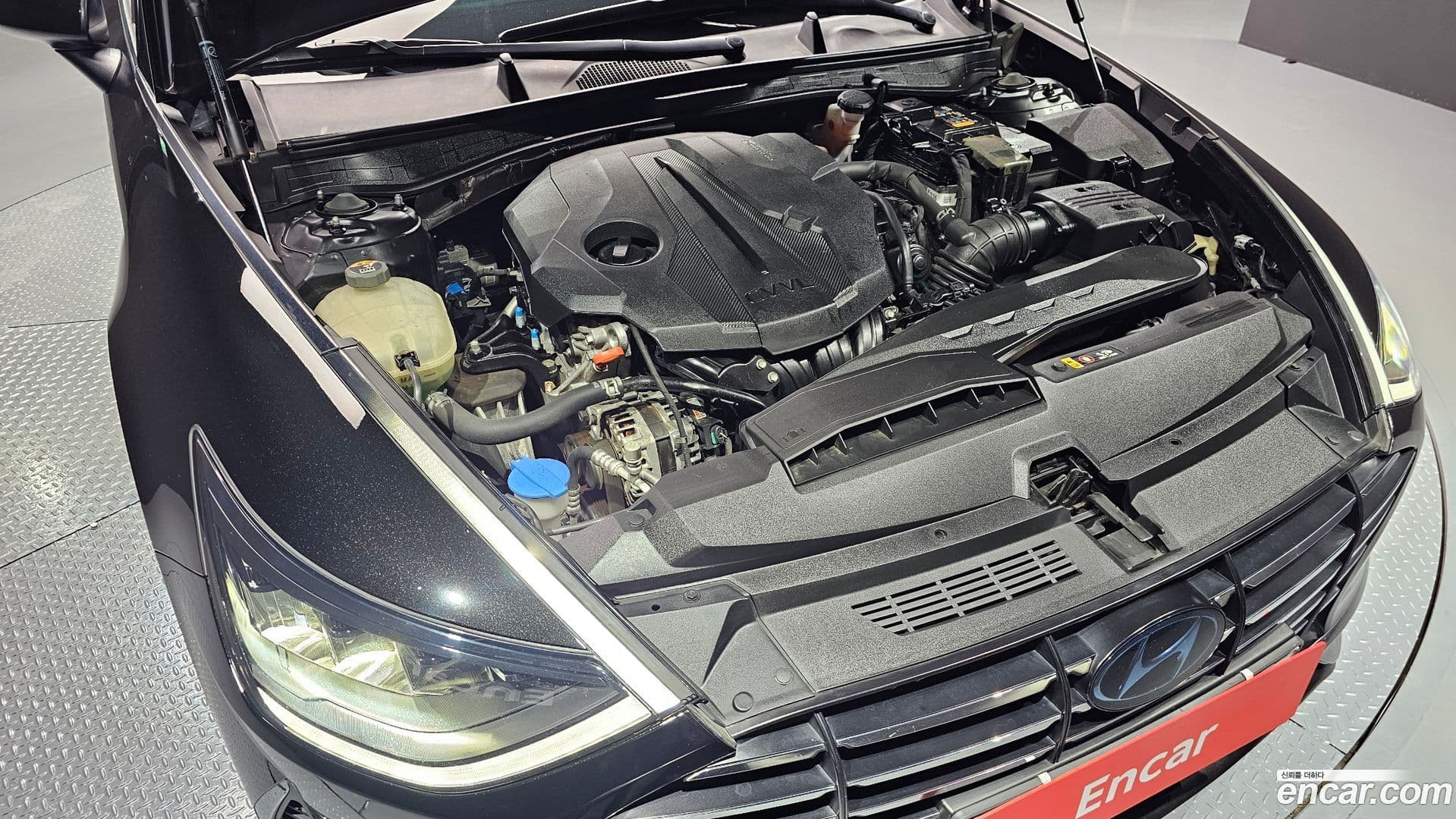 Main__Slider__Photo:Sonata Hyundai 2020.2-5