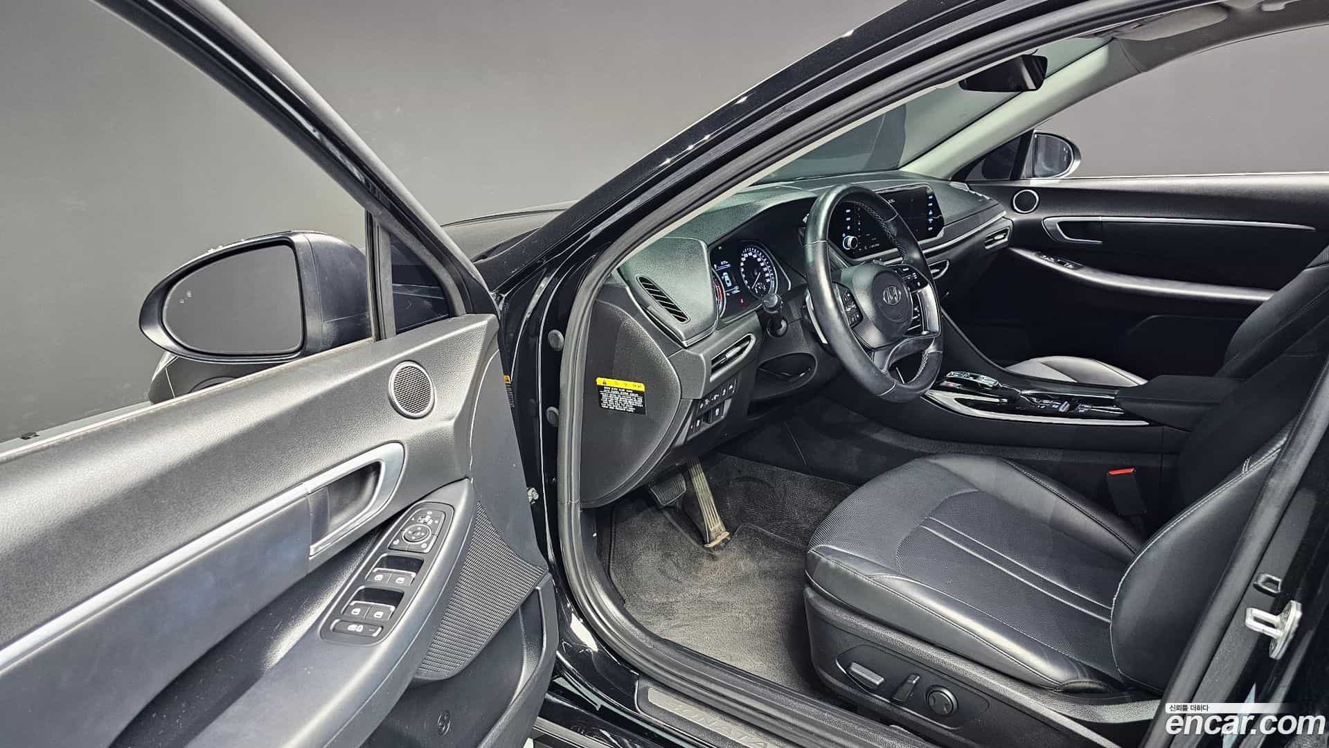 Sonata Hyundai 2020.2-OPTION-015