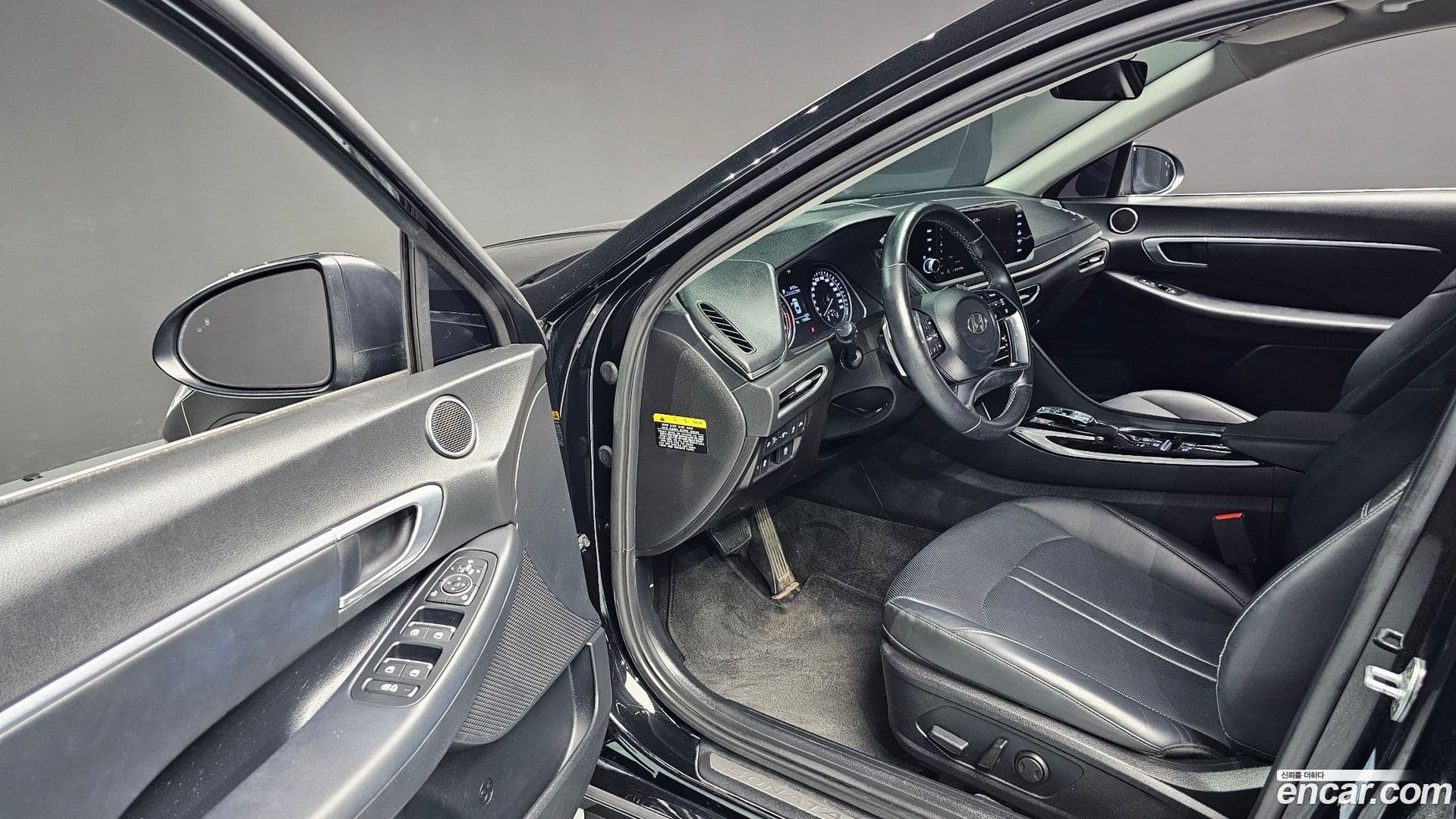 Main__Slider__Photo:Sonata Hyundai 2020.2-10