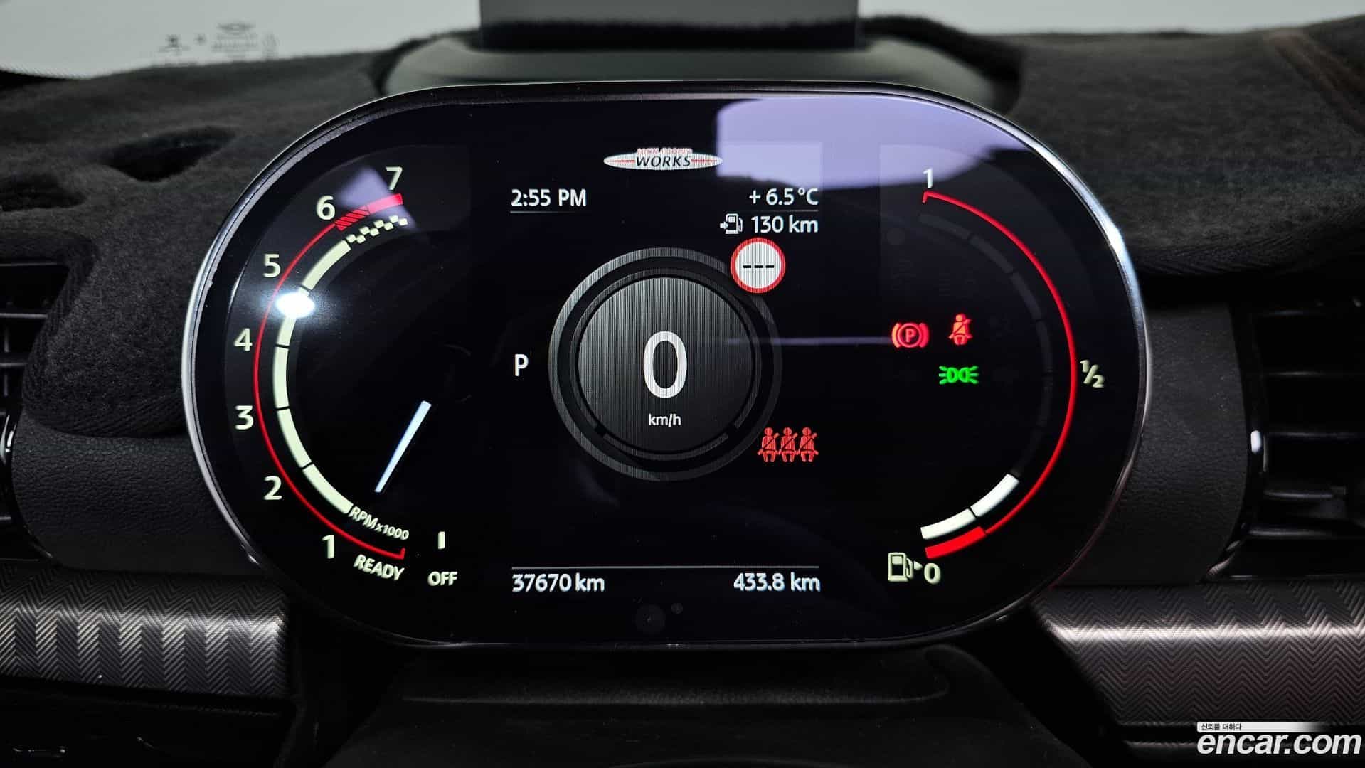 Clubman Mini 2022.10-INNER-008