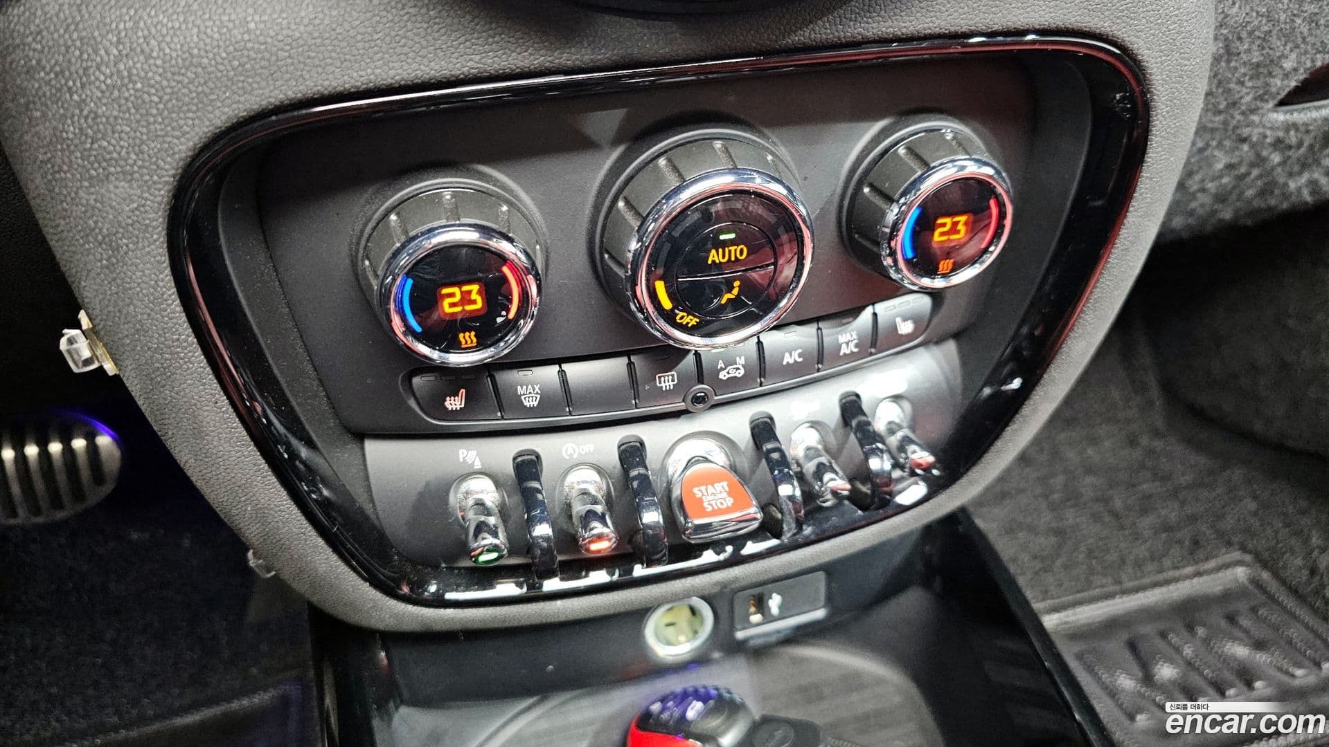 Main__Slider__Photo:Clubman Mini 2022.10-16