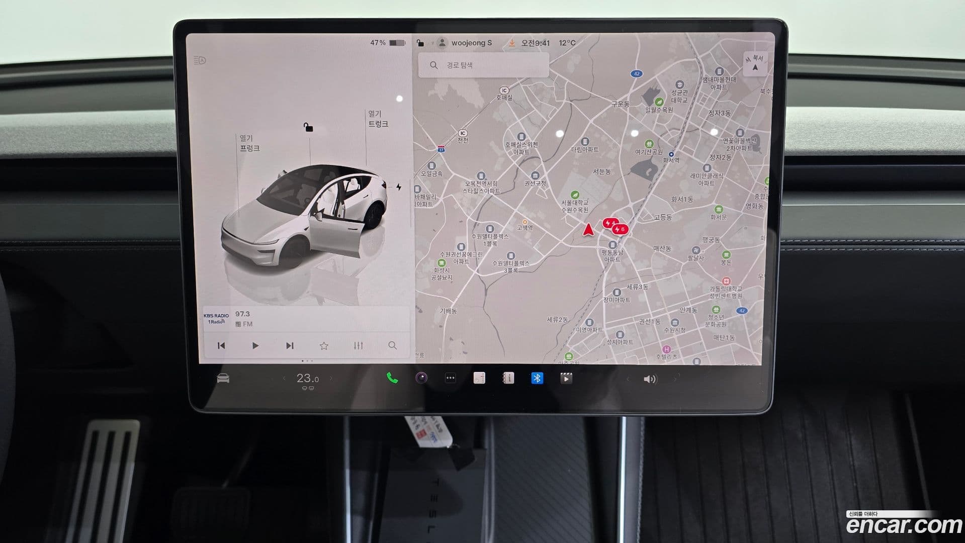 Main__Slider__Photo:Model Y Tesla 2025.8-13