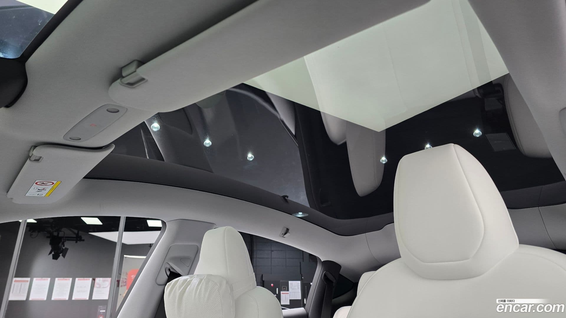 Main__Slider__Photo:Model Y Tesla 2025.8-18